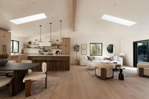 1718 Payeras Street SANTA BARBARA CA 93109