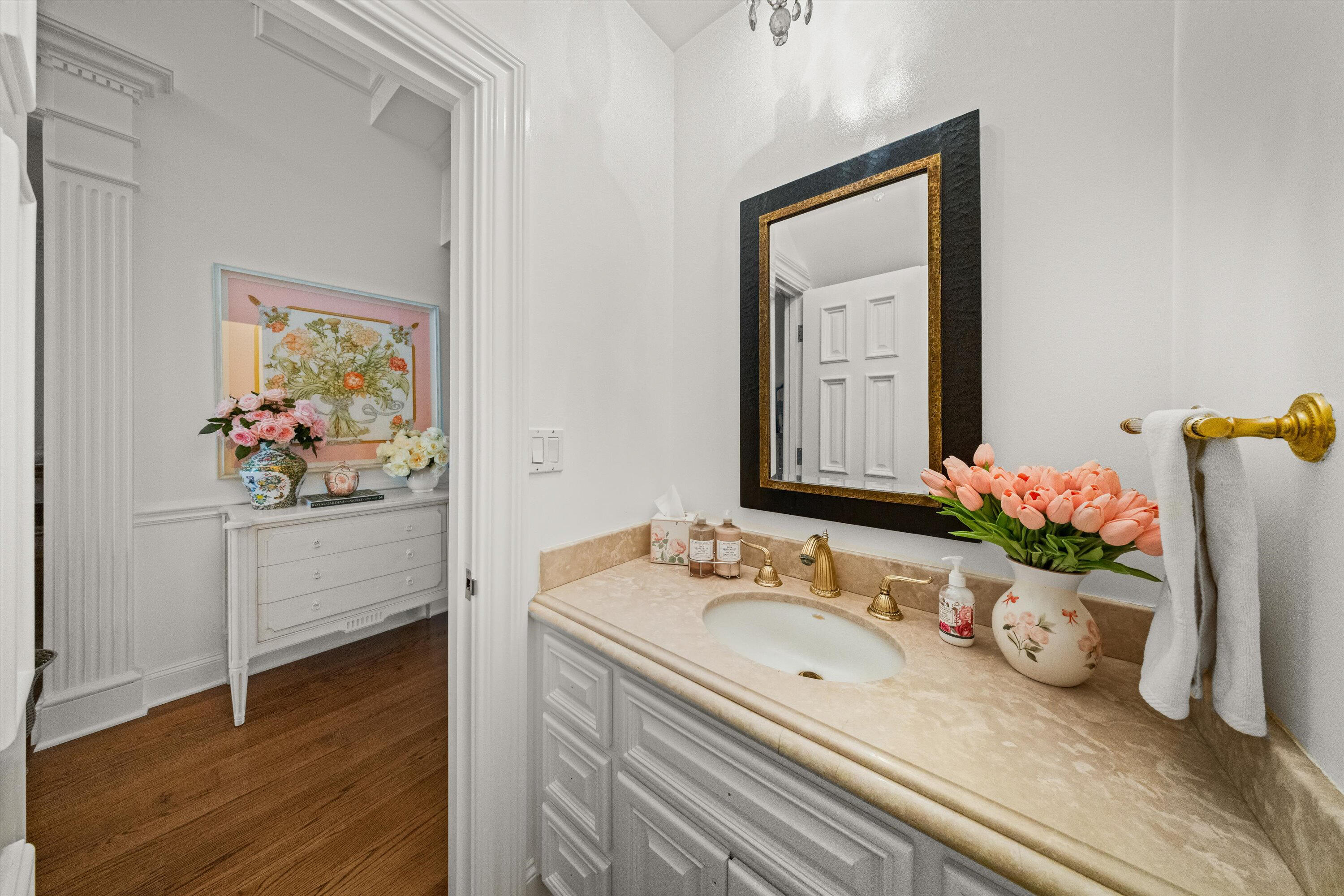 Somis, California 93066, United States, 4 Bedrooms Bedrooms, ,4 BathroomsBathrooms,Residential,Active,216779