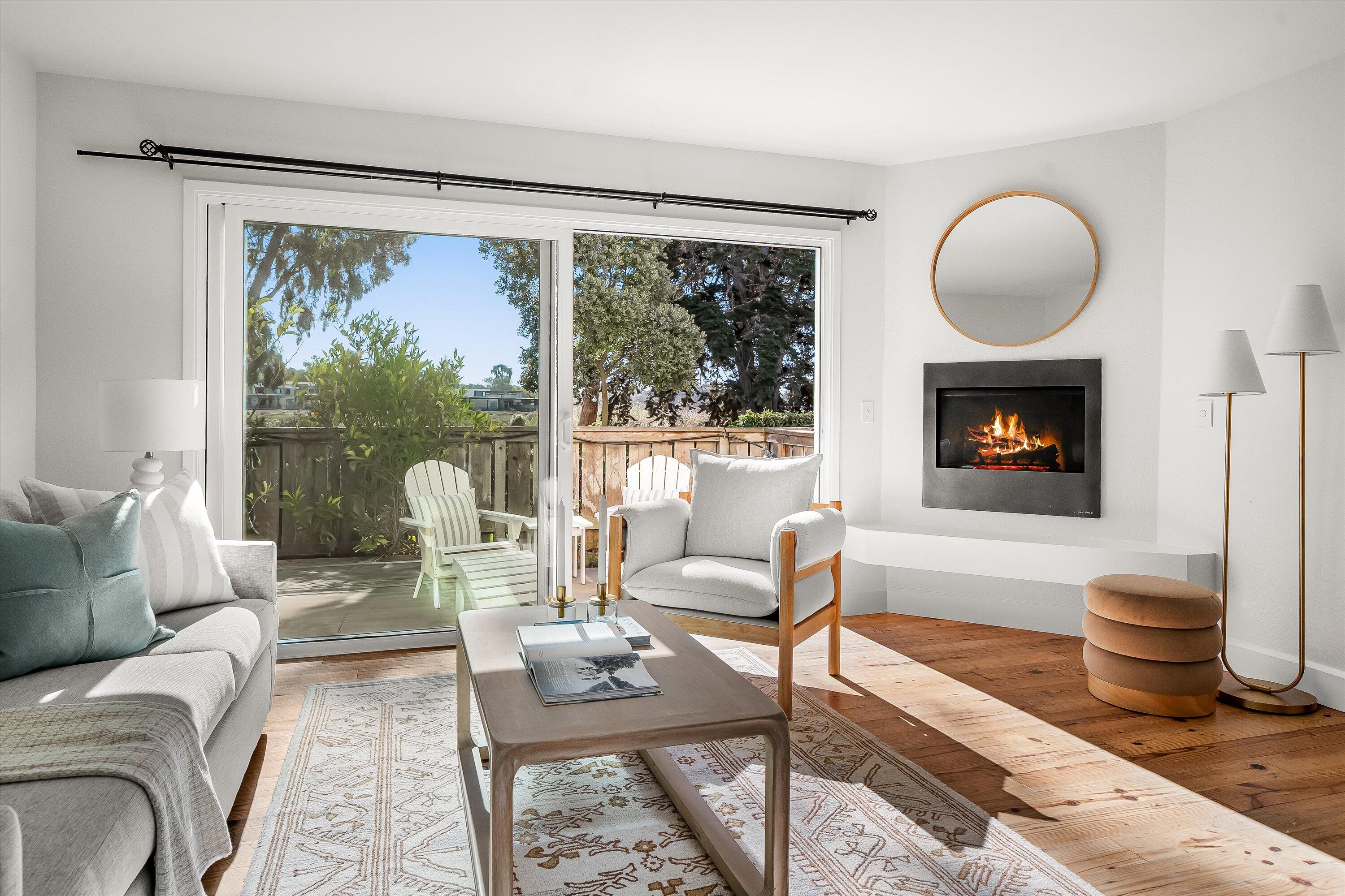 Goleta, California 93117, United States, 2 Bedrooms Bedrooms, ,2 BathroomsBathrooms,Residential,Active,239711