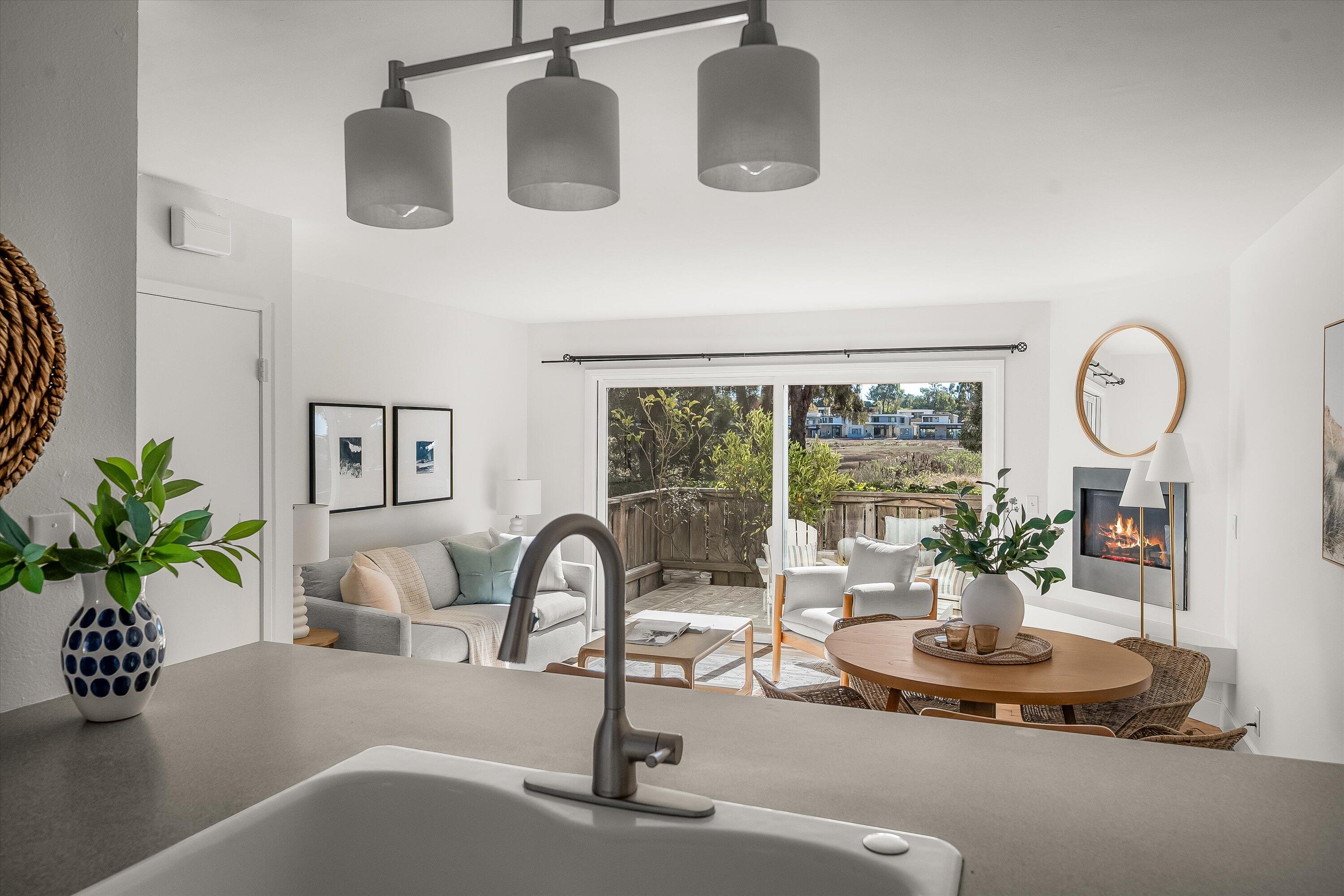 Goleta, California 93117, United States, 2 Bedrooms Bedrooms, ,2 BathroomsBathrooms,Residential,Active,239711