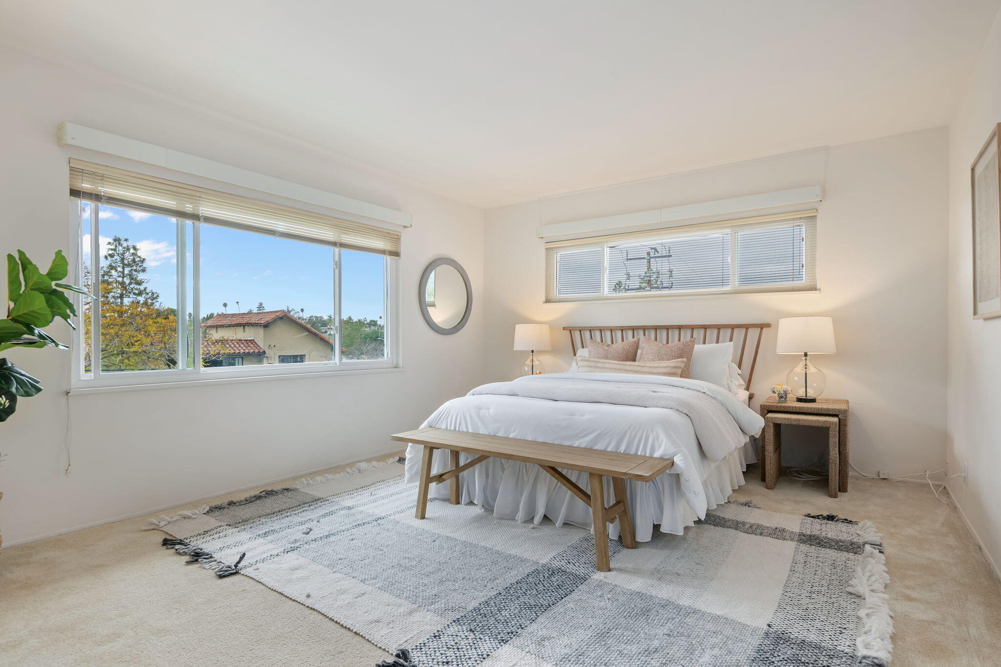 Santa Barbara, California 93105, United States, 1 Bedroom Bedrooms, ,1 BathroomBathrooms,Residential,Pending,113538