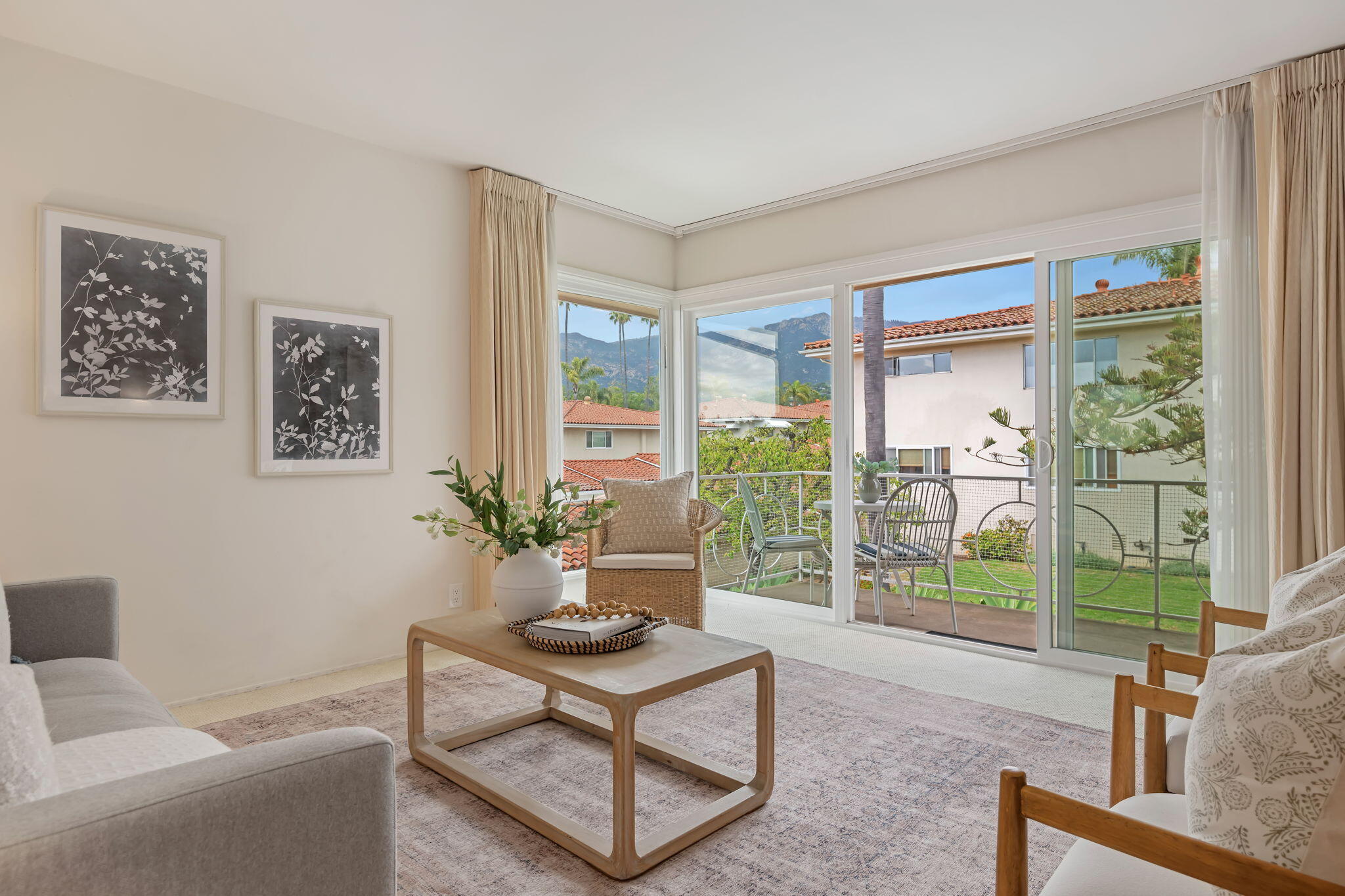 Santa Barbara, California 93105, United States, 1 Bedroom Bedrooms, ,1 BathroomBathrooms,Residential,Pending,113538