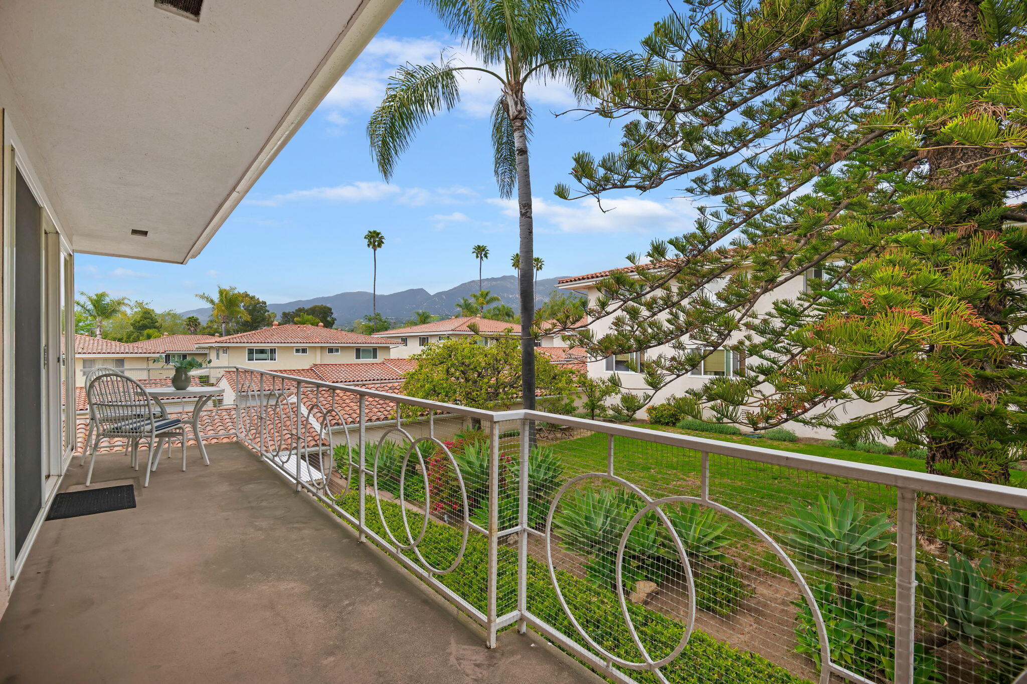 Santa Barbara, California 93105, United States, 1 Bedroom Bedrooms, ,1 BathroomBathrooms,Residential,Pending,113538
