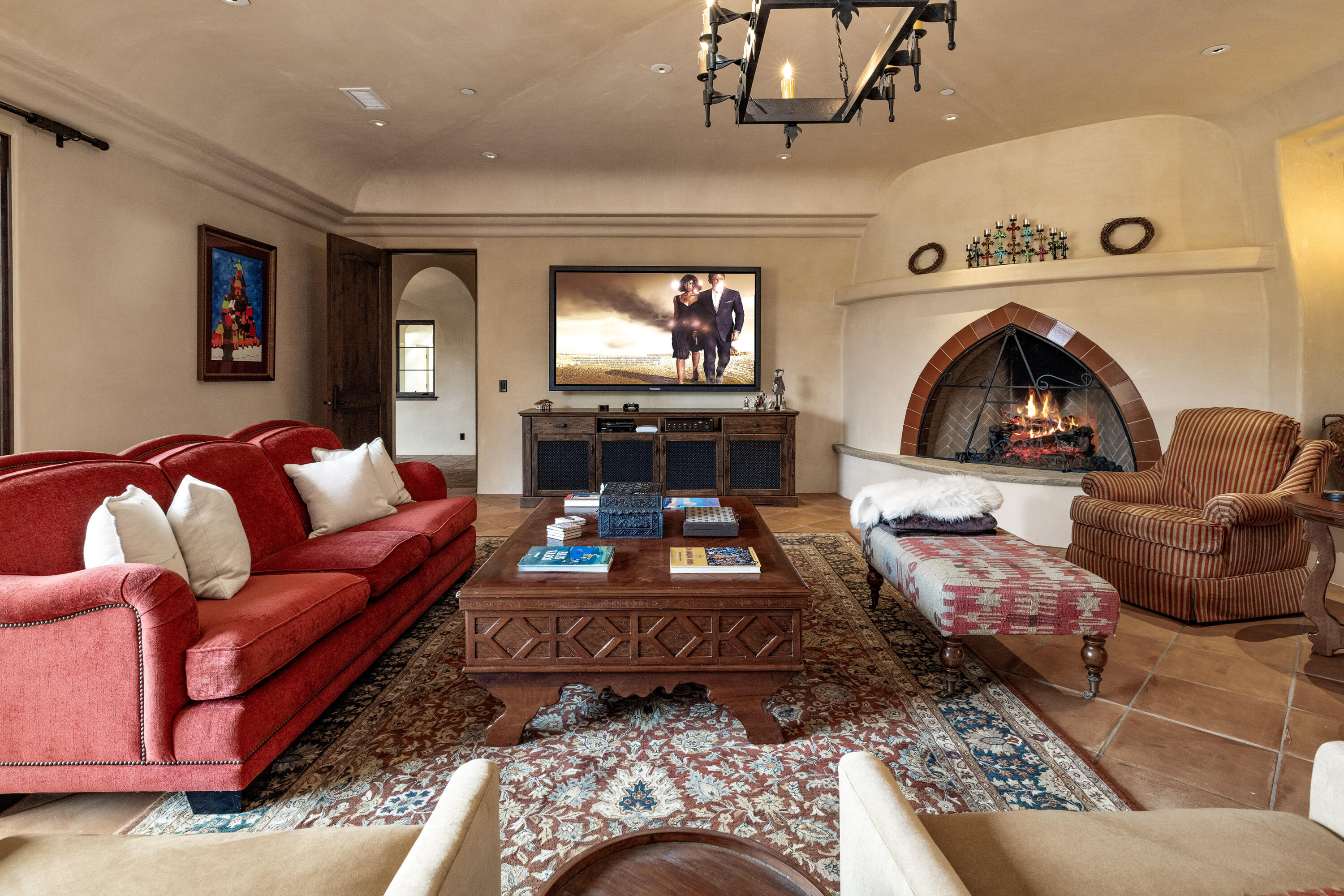 Ojai, California 93023, United States, 5 Bedrooms Bedrooms, ,6 BathroomsBathrooms,Residential,Active,71168