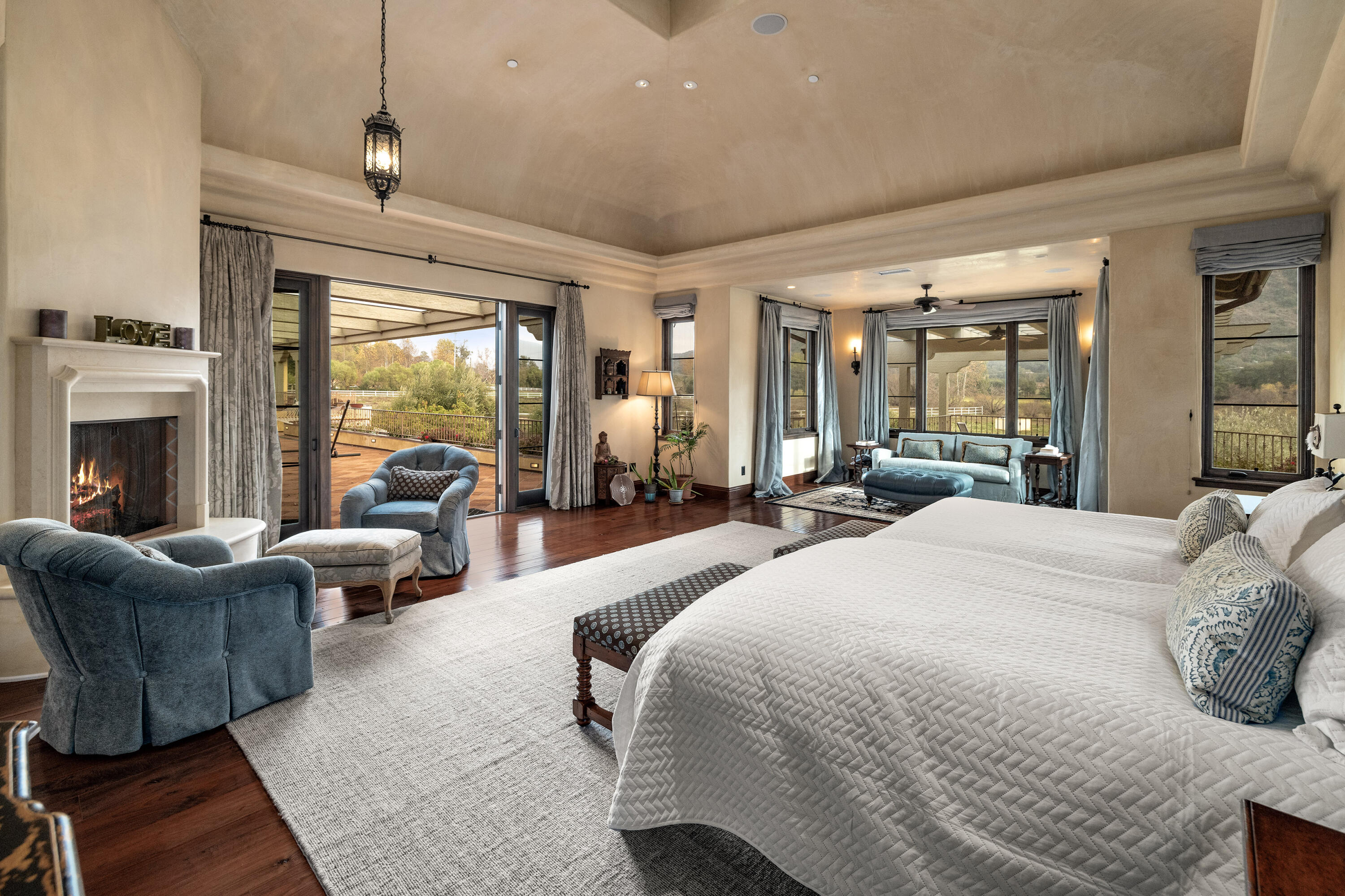 Ojai, California 93023, United States, 5 Bedrooms Bedrooms, ,6 BathroomsBathrooms,Residential,Active,71168