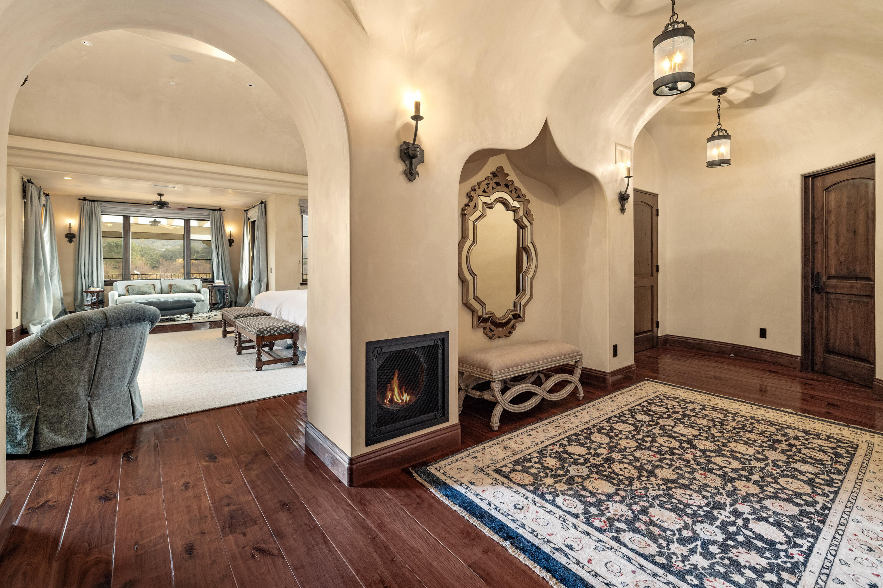 Ojai, California 93023, United States, 5 Bedrooms Bedrooms, ,6 BathroomsBathrooms,Residential,Active,71168