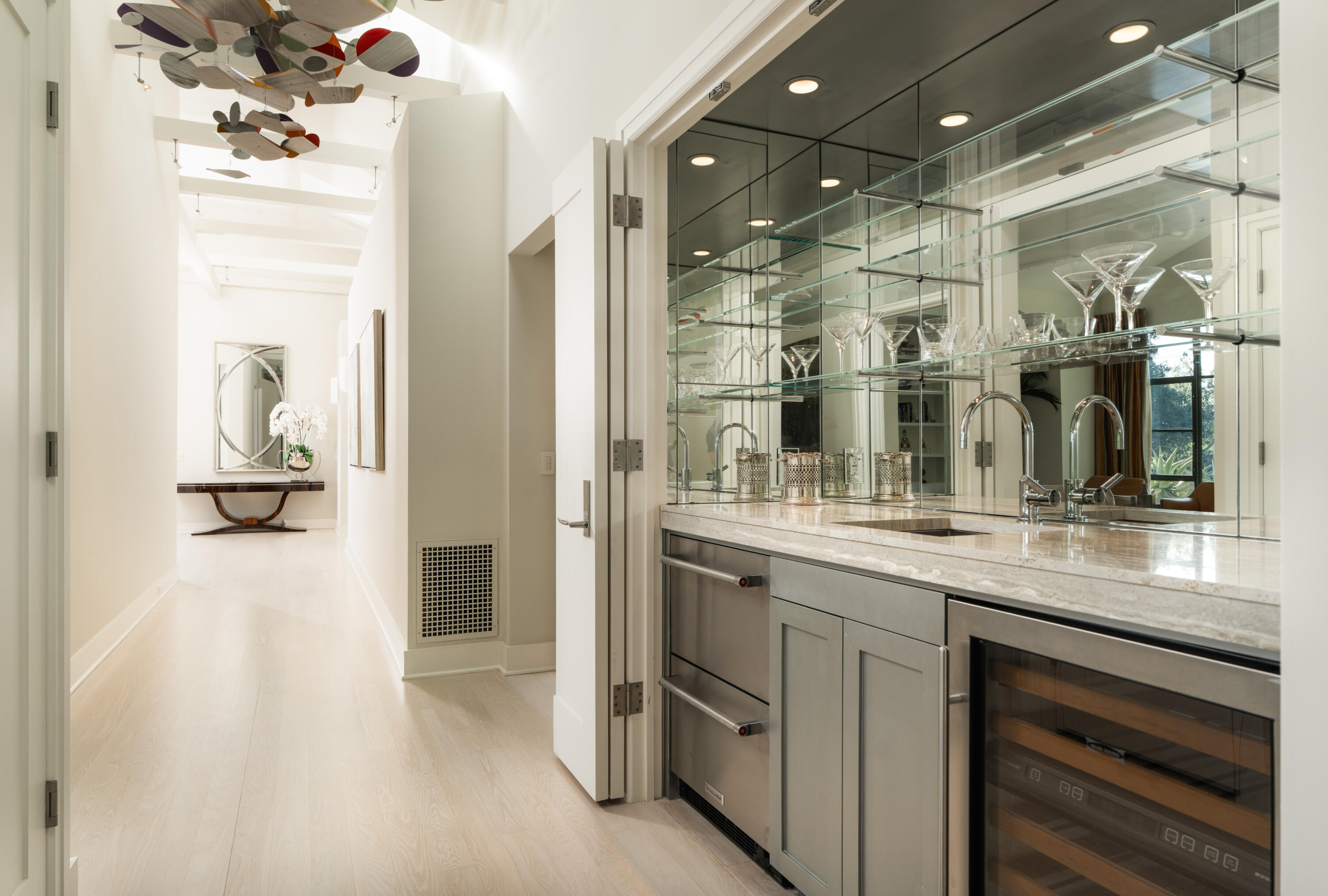 Montecito, California 93108, United States, 3 Bedrooms Bedrooms, ,4 BathroomsBathrooms,Residential,Active,214134