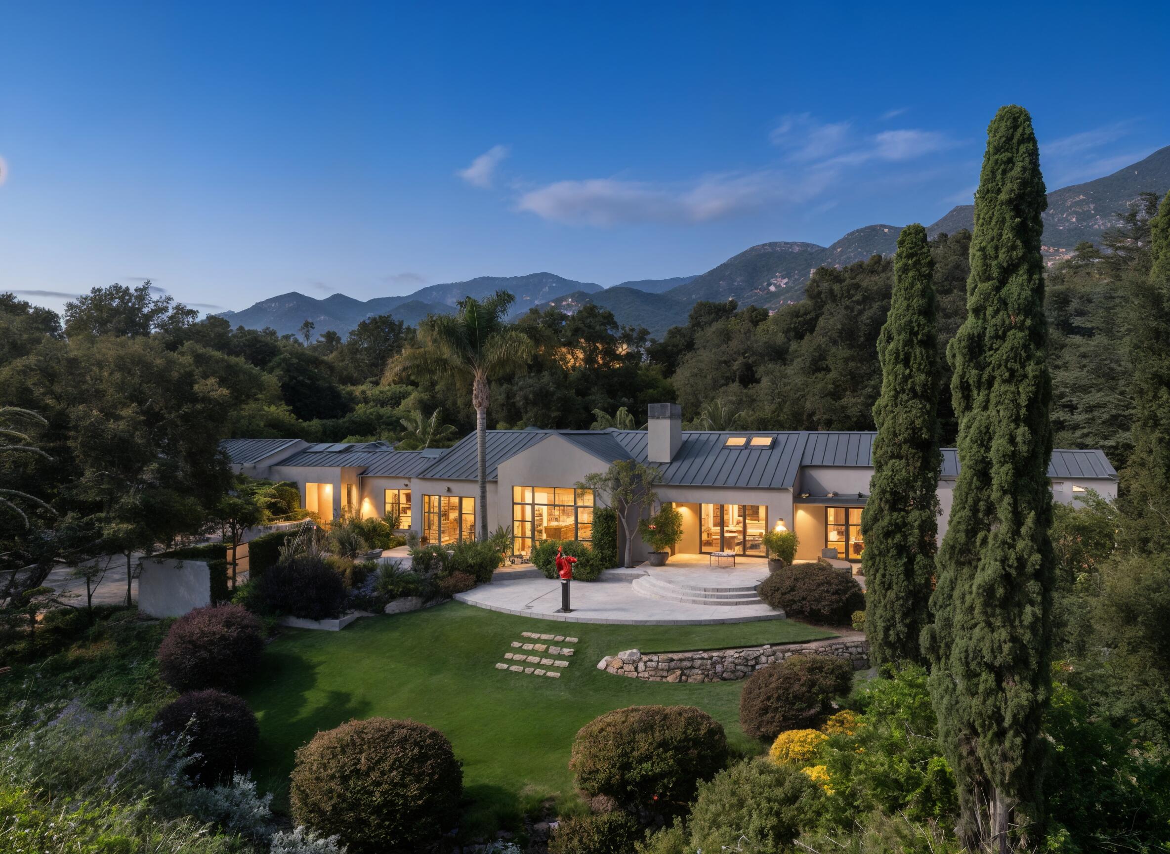 Montecito, California 93108, United States, 3 Bedrooms Bedrooms, ,4 BathroomsBathrooms,Residential,Active,214134