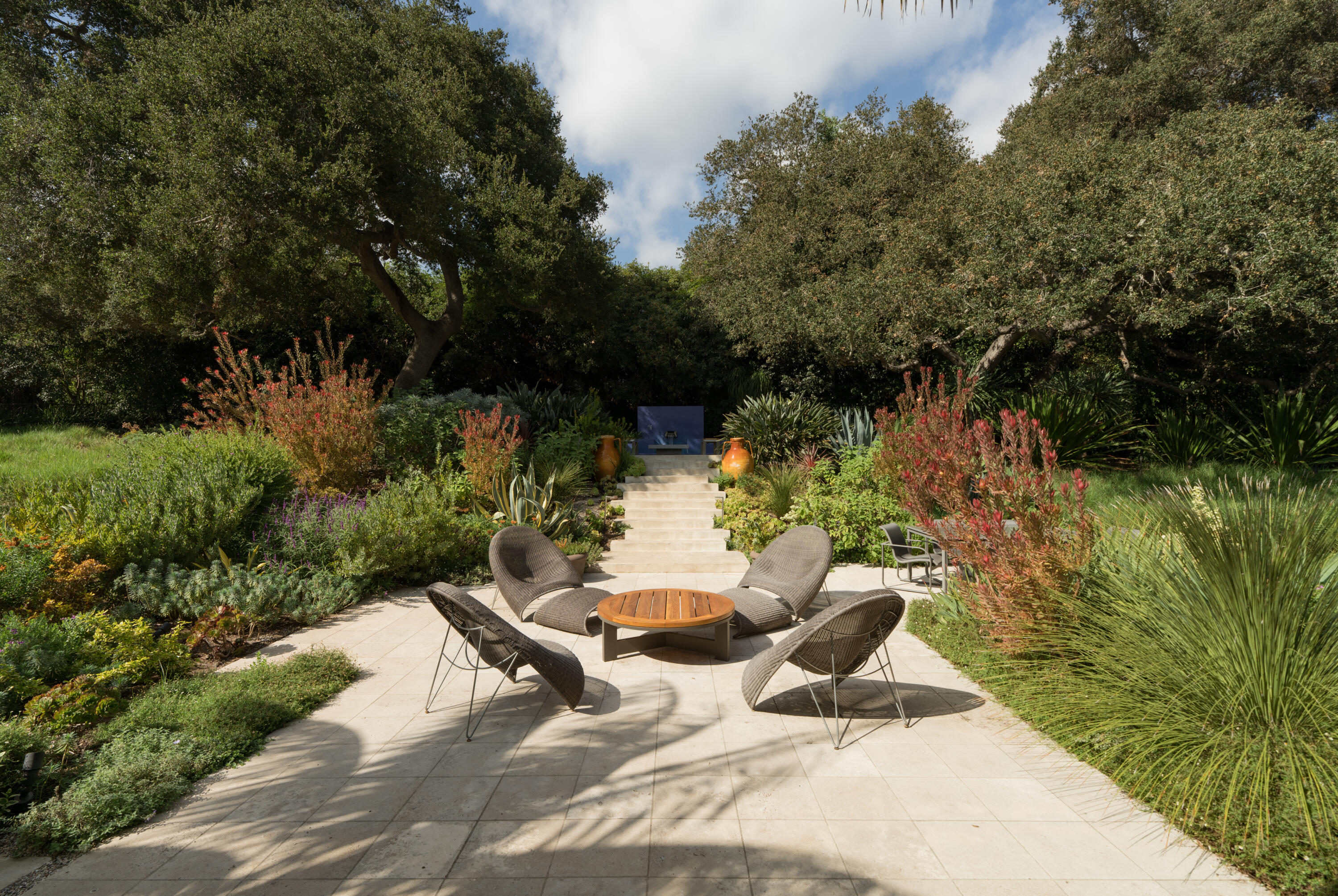 Montecito, California 93108, United States, 3 Bedrooms Bedrooms, ,4 BathroomsBathrooms,Residential,Active,214134