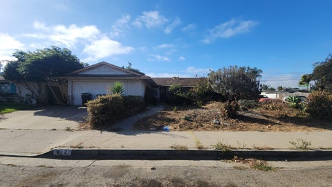 Photo of 412 W Monroe Street, SANTA MARIA, CA 93458 (MLS # 26-3319)