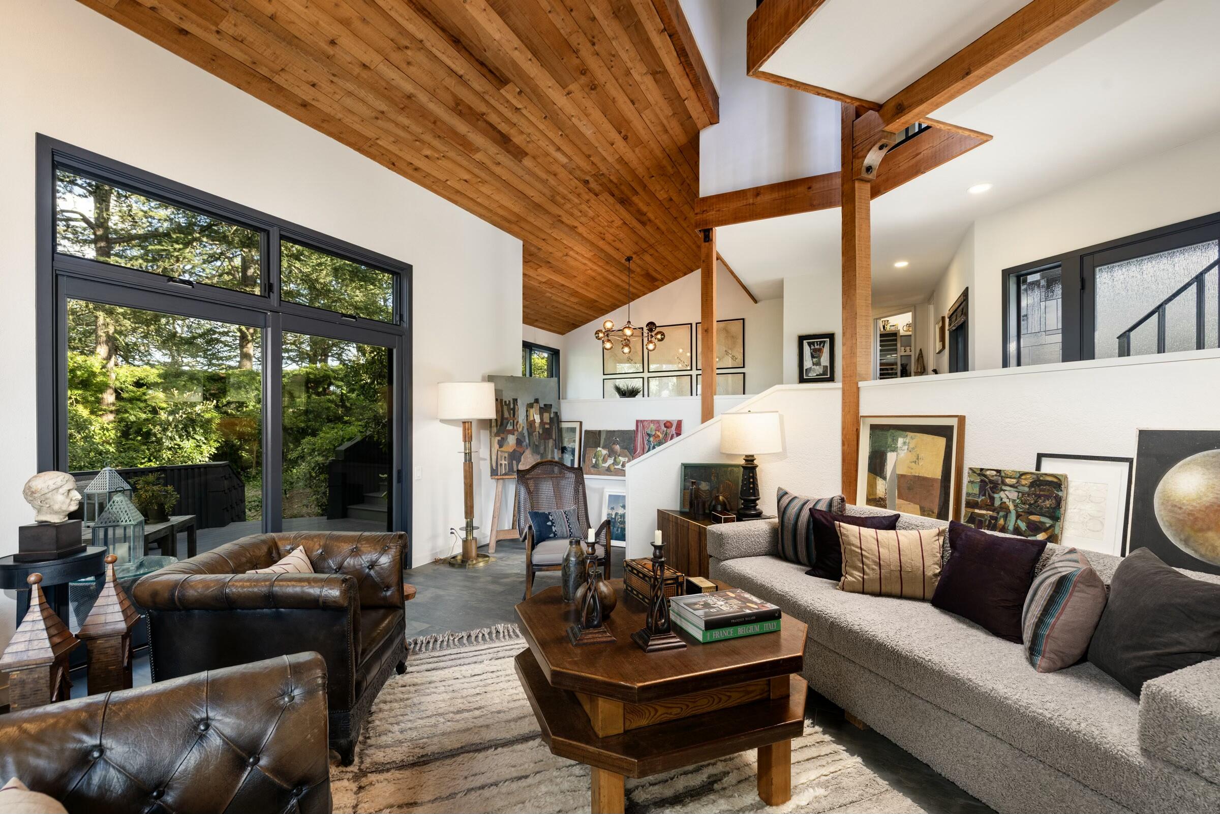 Santa Barbara, California 93108, United States, 3 Bedrooms Bedrooms, ,3 BathroomsBathrooms,Residential,Pending,88947