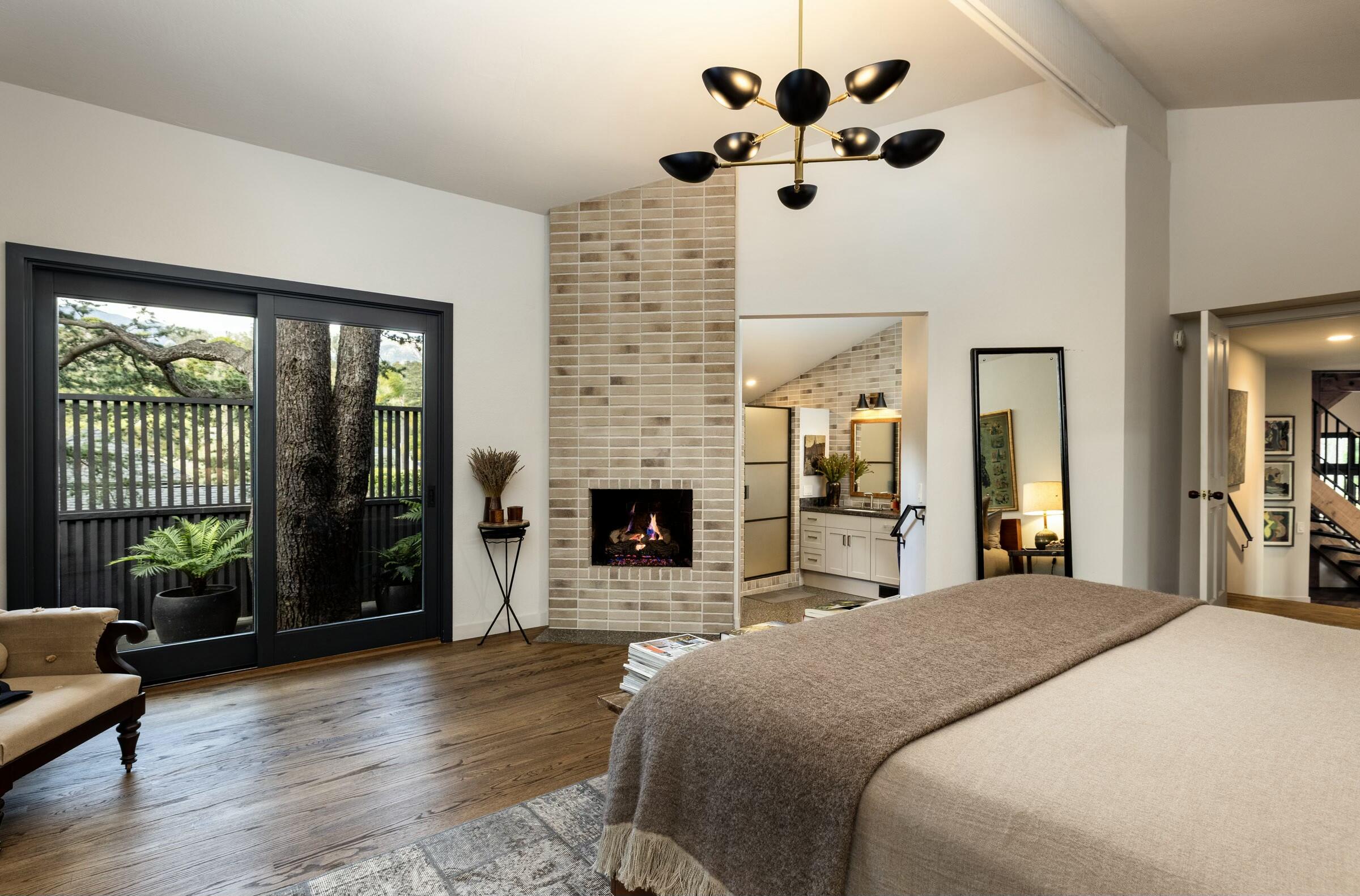 Santa Barbara, California 93108, United States, 3 Bedrooms Bedrooms, ,3 BathroomsBathrooms,Residential,Pending,88947