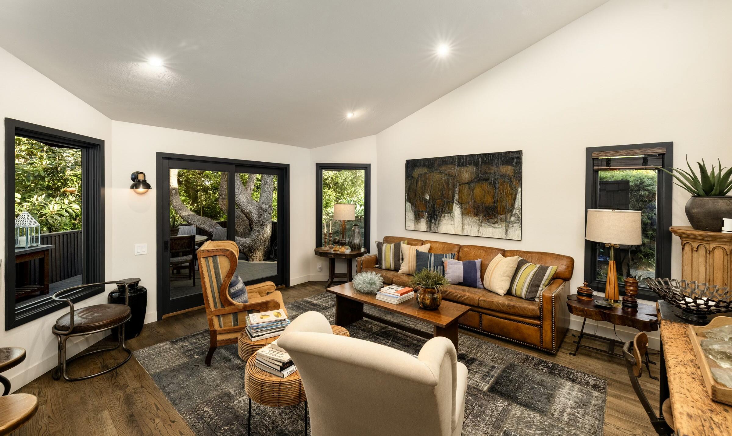 Santa Barbara, California 93108, United States, 3 Bedrooms Bedrooms, ,3 BathroomsBathrooms,Residential,Pending,88947