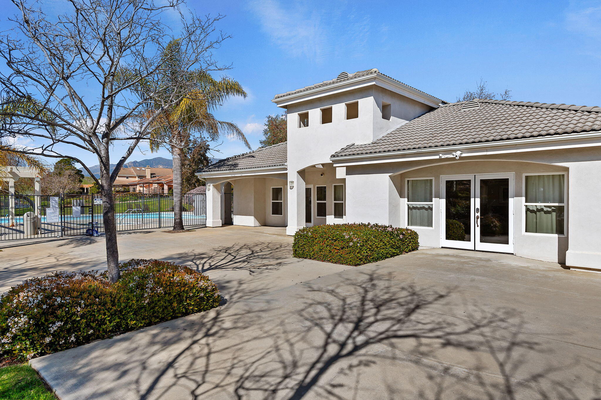 Goleta, California 93117, United States, 4 Bedrooms Bedrooms, ,3 BathroomsBathrooms,Residential,Pending,114640