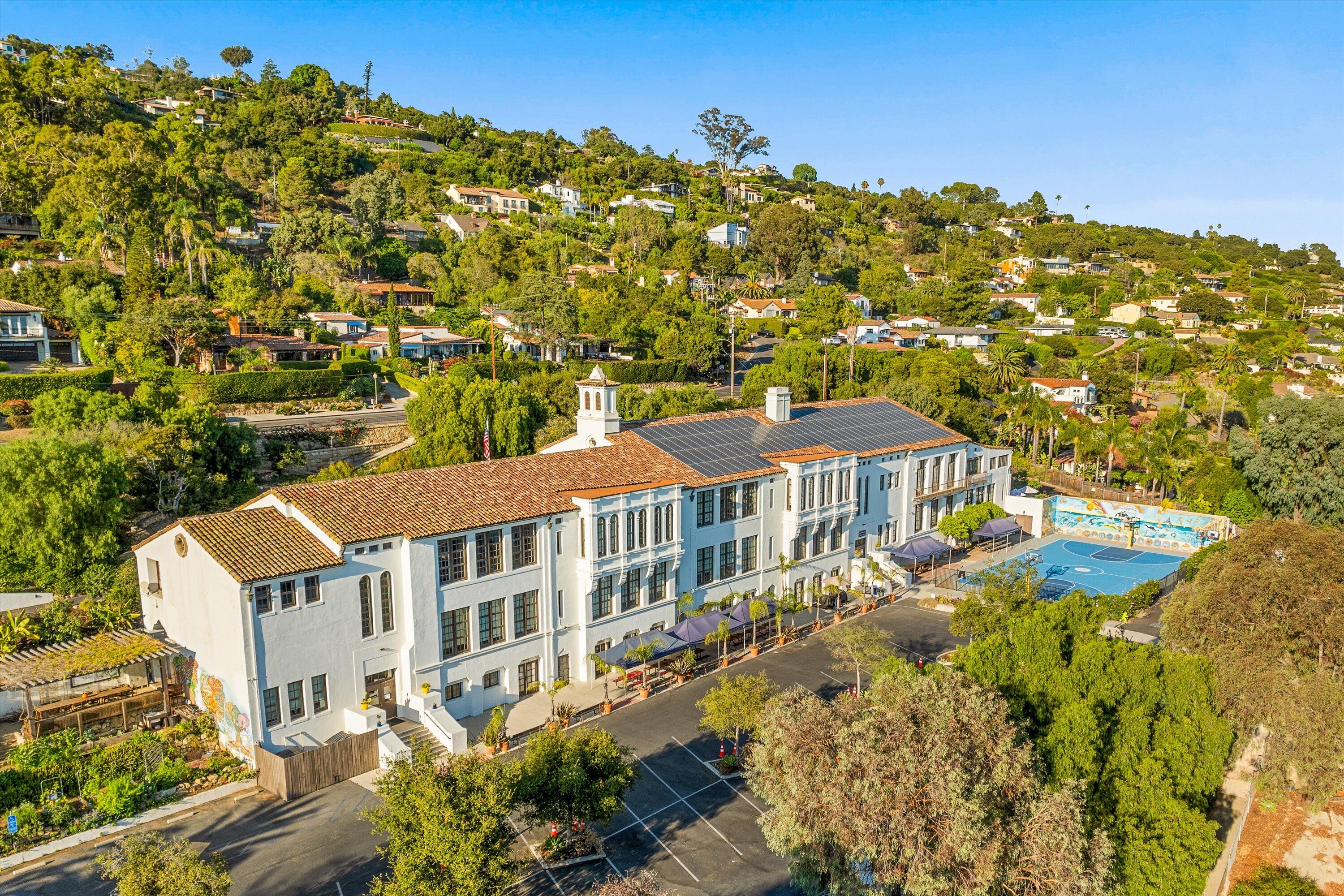 Santa Barbara, California 93103, United States, 5 Bedrooms Bedrooms, ,6 BathroomsBathrooms,Residential,Active,41046