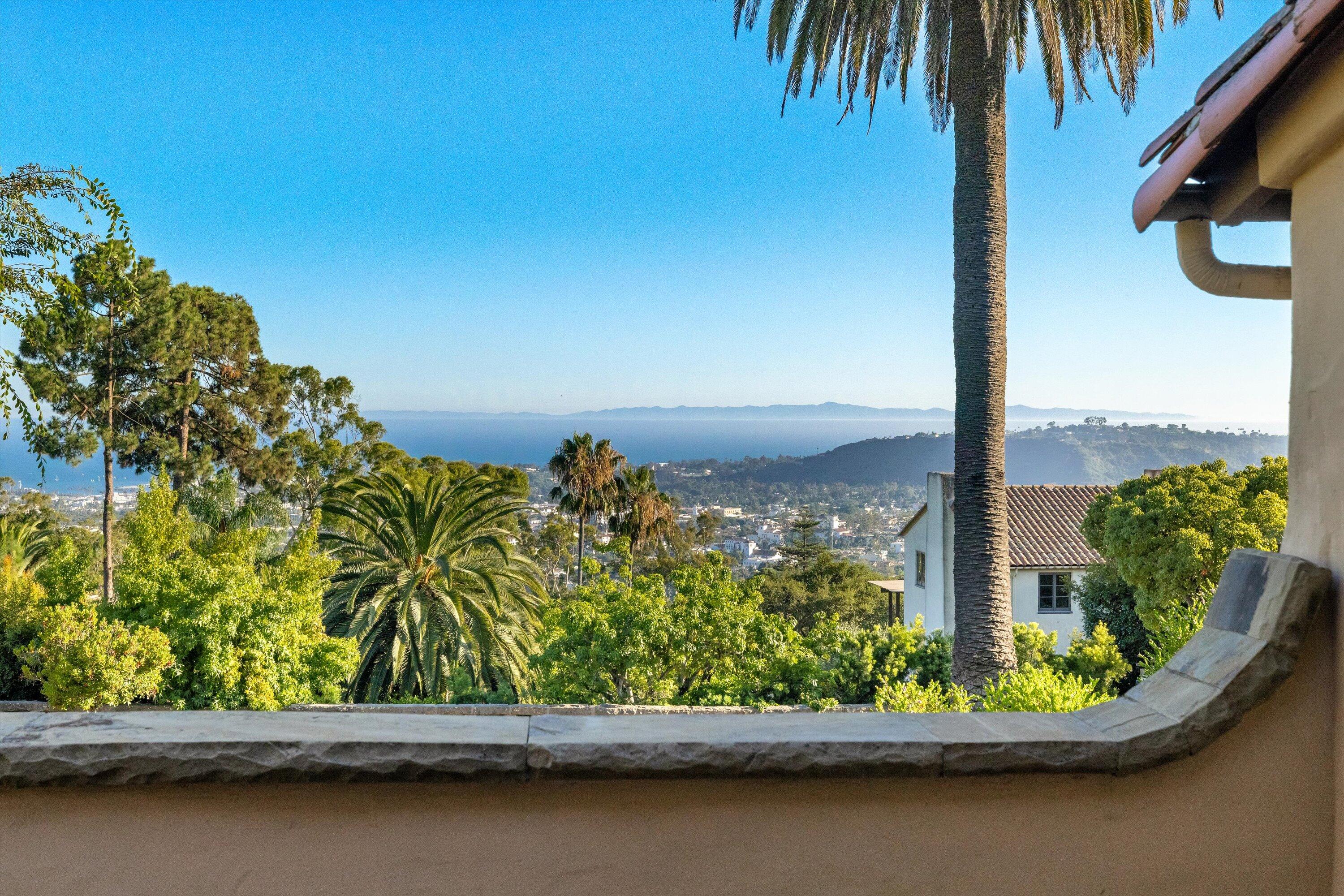 Santa Barbara, California 93103, United States, 5 Bedrooms Bedrooms, ,6 BathroomsBathrooms,Residential,Active,41046