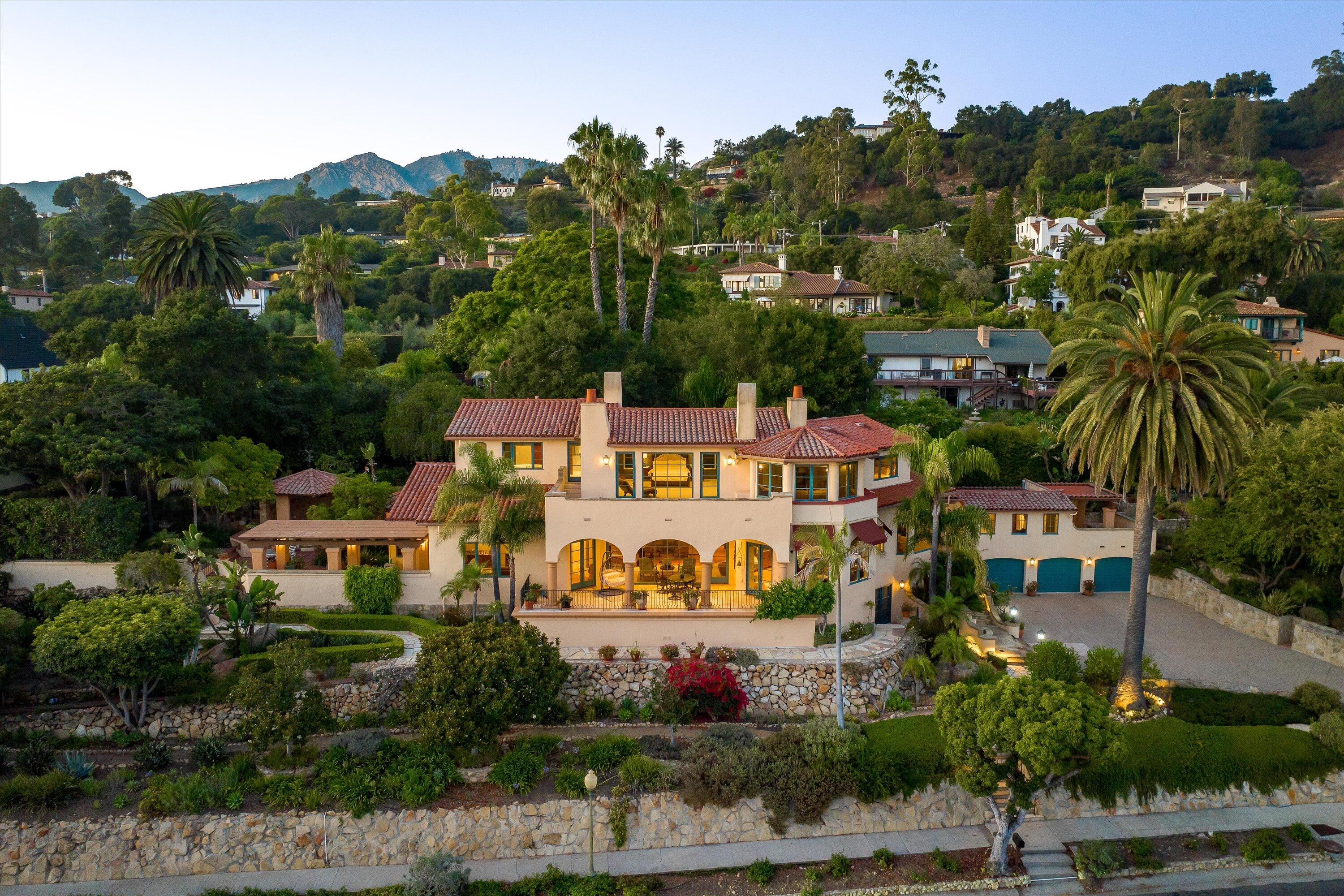 Santa Barbara, California 93103, United States, 5 Bedrooms Bedrooms, ,6 BathroomsBathrooms,Residential,Active,41046