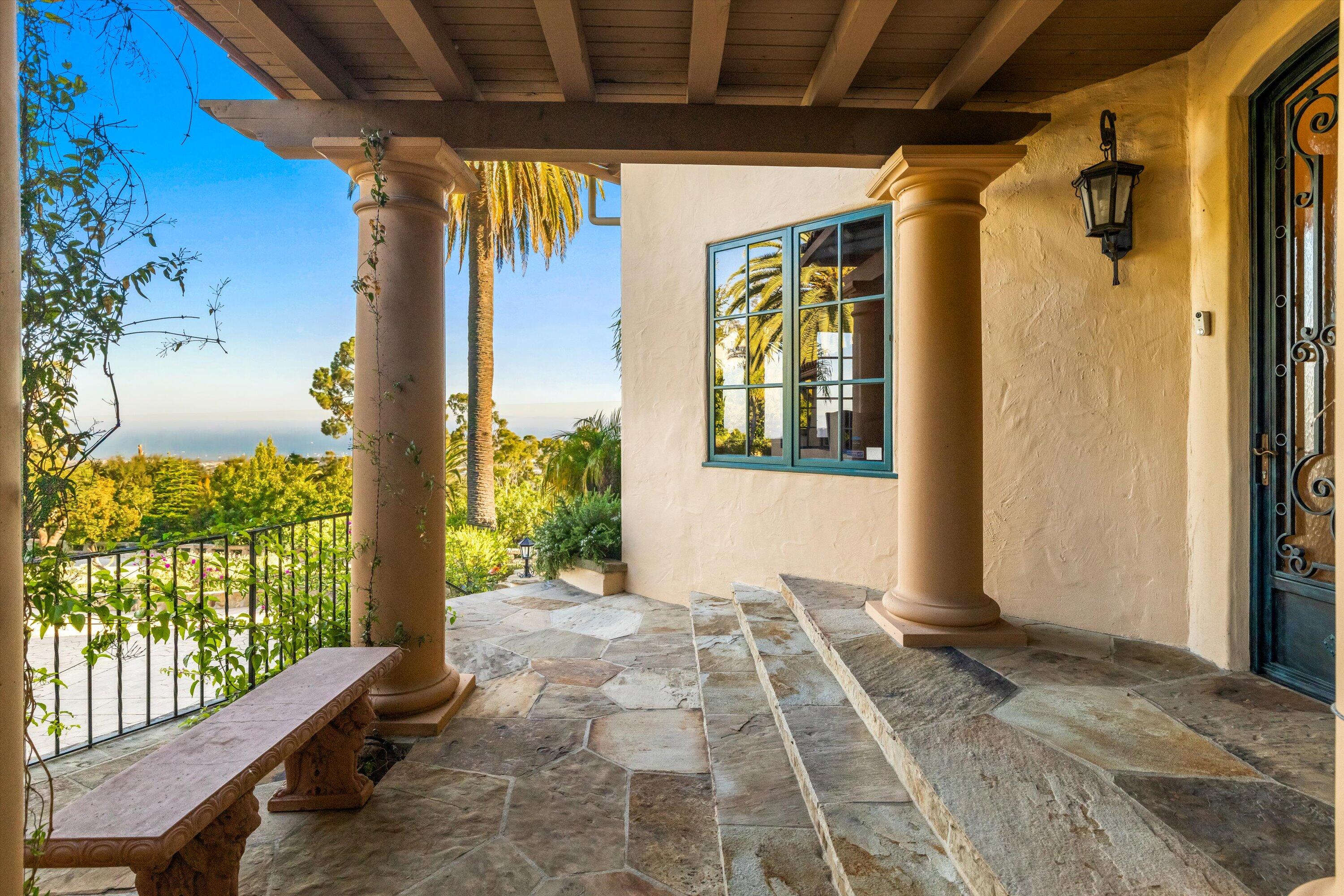 Santa Barbara, California 93103, United States, 5 Bedrooms Bedrooms, ,6 BathroomsBathrooms,Residential,Active,41046