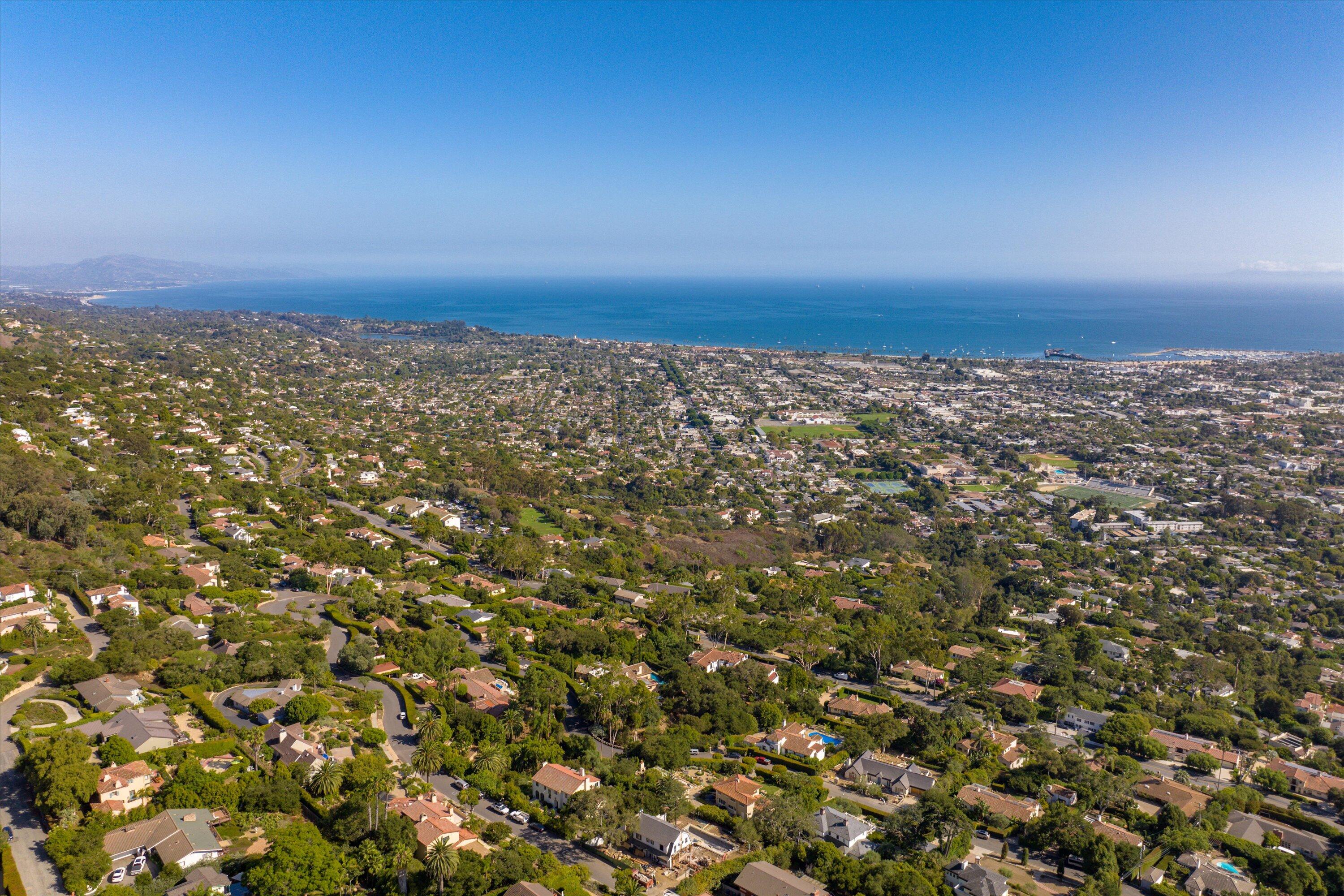 Santa Barbara, California 93103, United States, 5 Bedrooms Bedrooms, ,6 BathroomsBathrooms,Residential,Active,41046