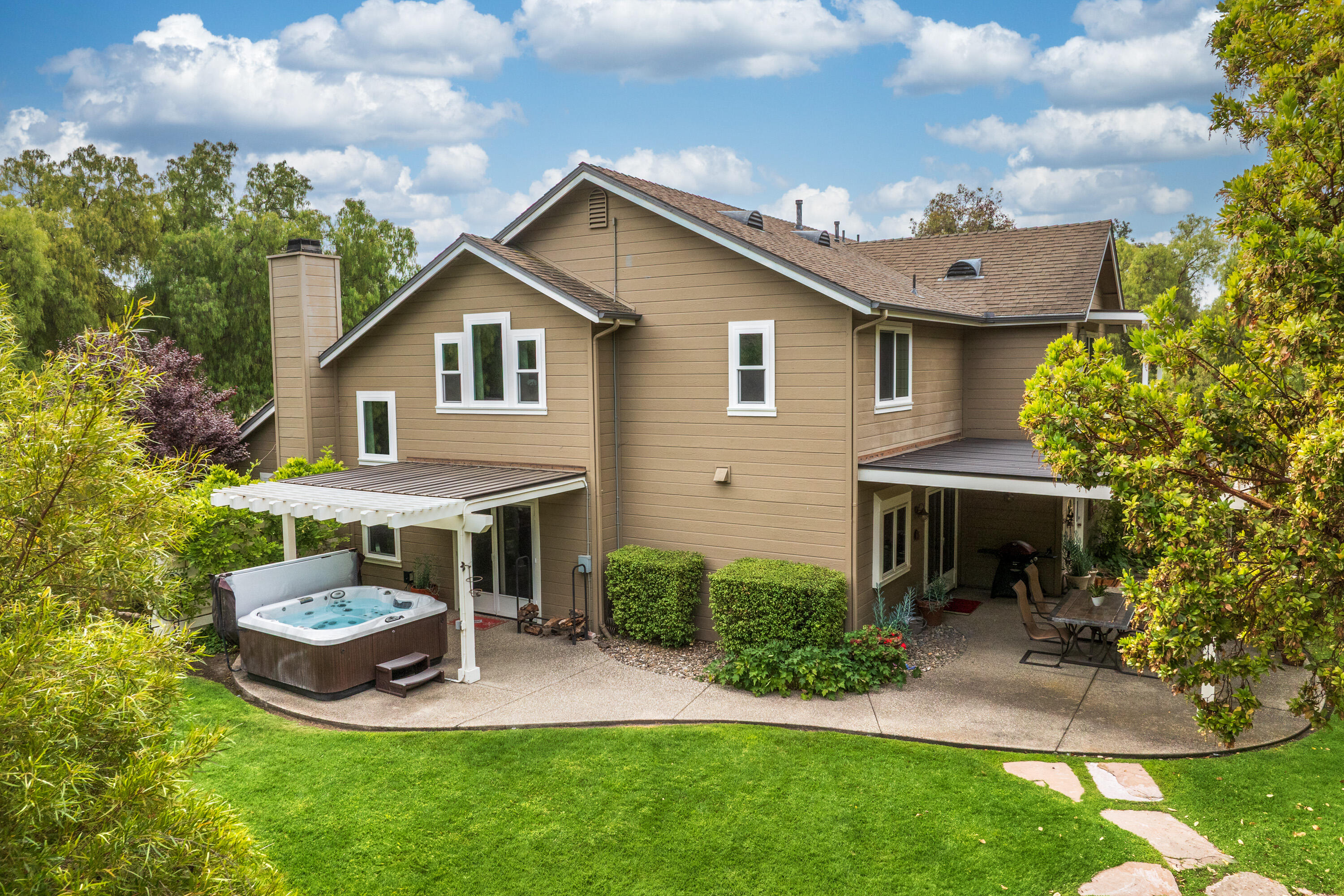 Los Olivos, California 93441, United States, 4 Bedrooms Bedrooms, ,3 BathroomsBathrooms,Residential,Active,10027