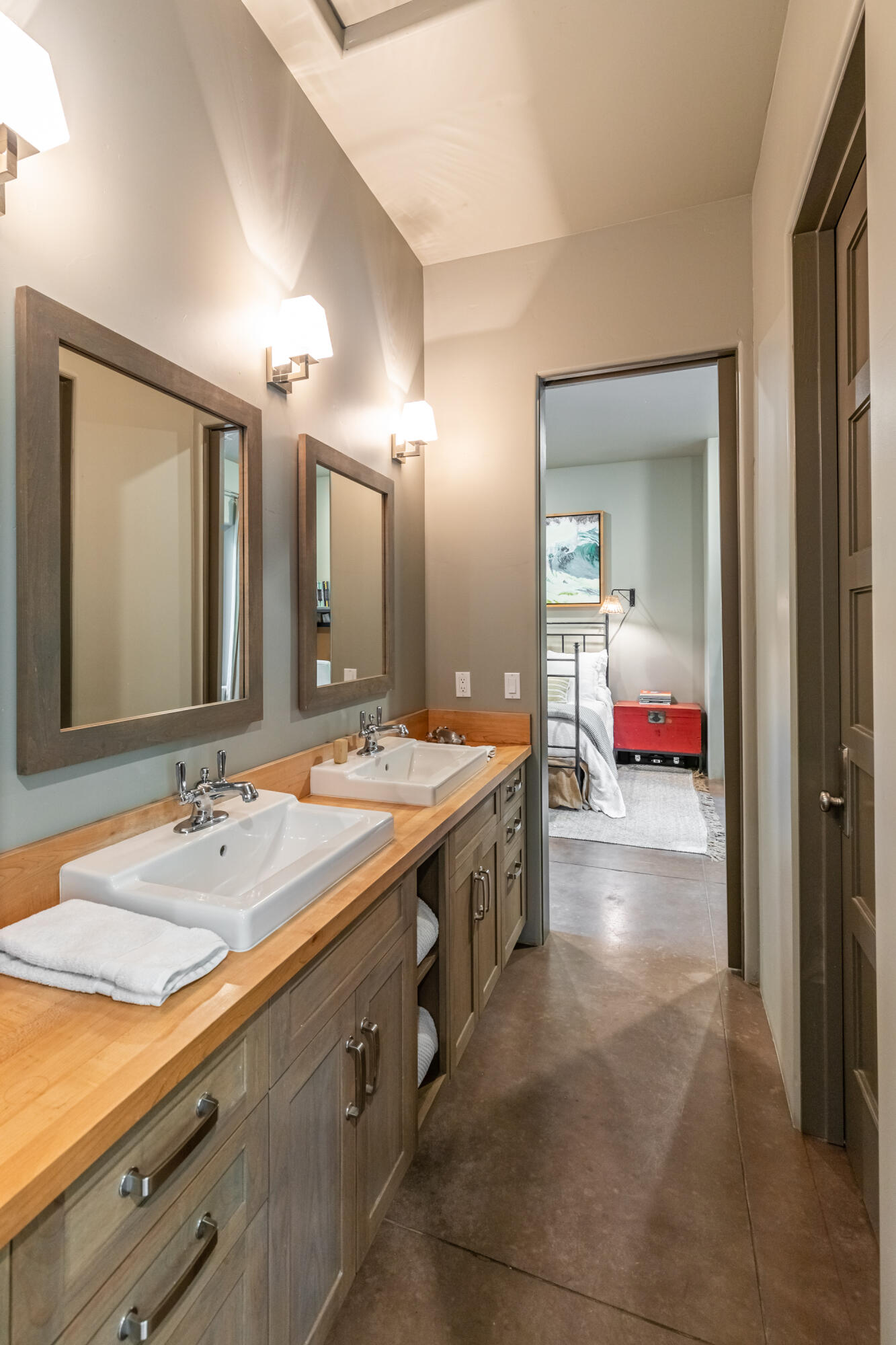 Ballard, California 93463, United States, 3 Bedrooms Bedrooms, ,3 BathroomsBathrooms,Residential,Active,162879