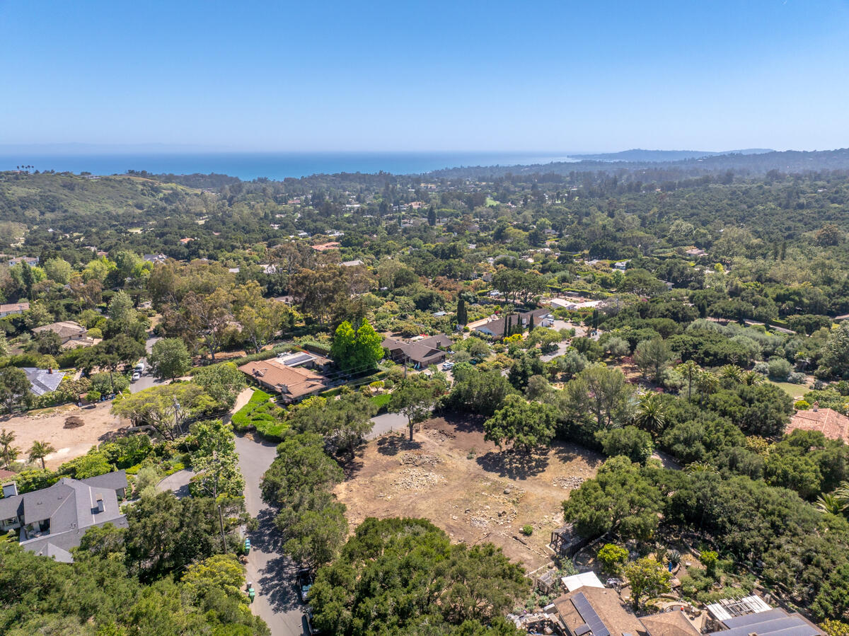 2290 Featherhill Road