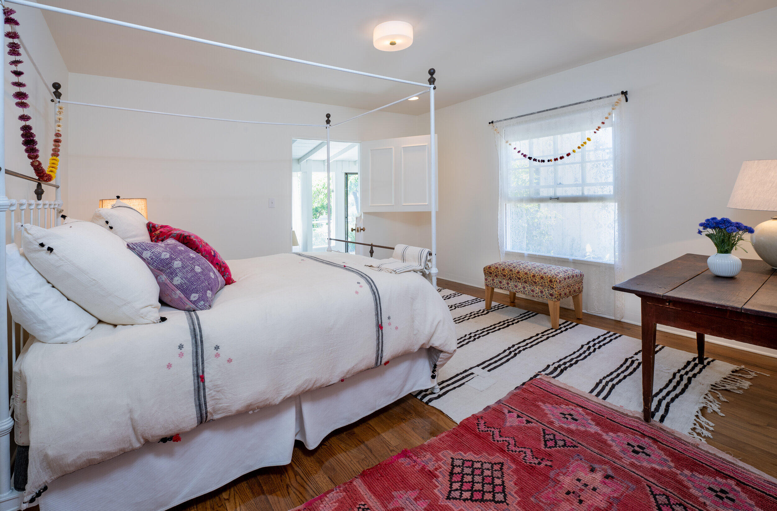 Santa Barbara, California 93110, United States, 4 Bedrooms Bedrooms, ,4 BathroomsBathrooms,Residential,Active,111059