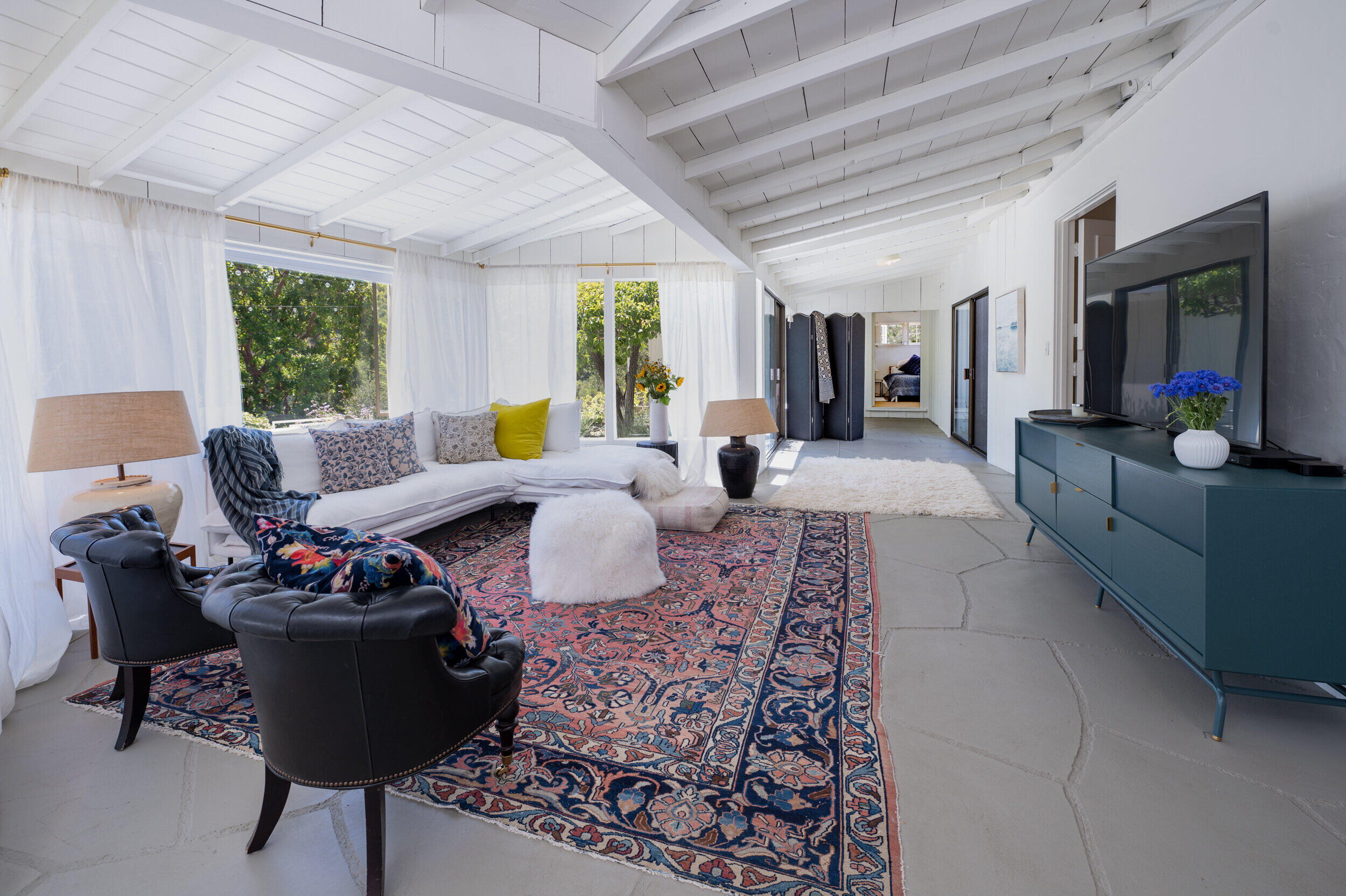 Santa Barbara, California 93110, United States, 4 Bedrooms Bedrooms, ,4 BathroomsBathrooms,Residential,Active,111059