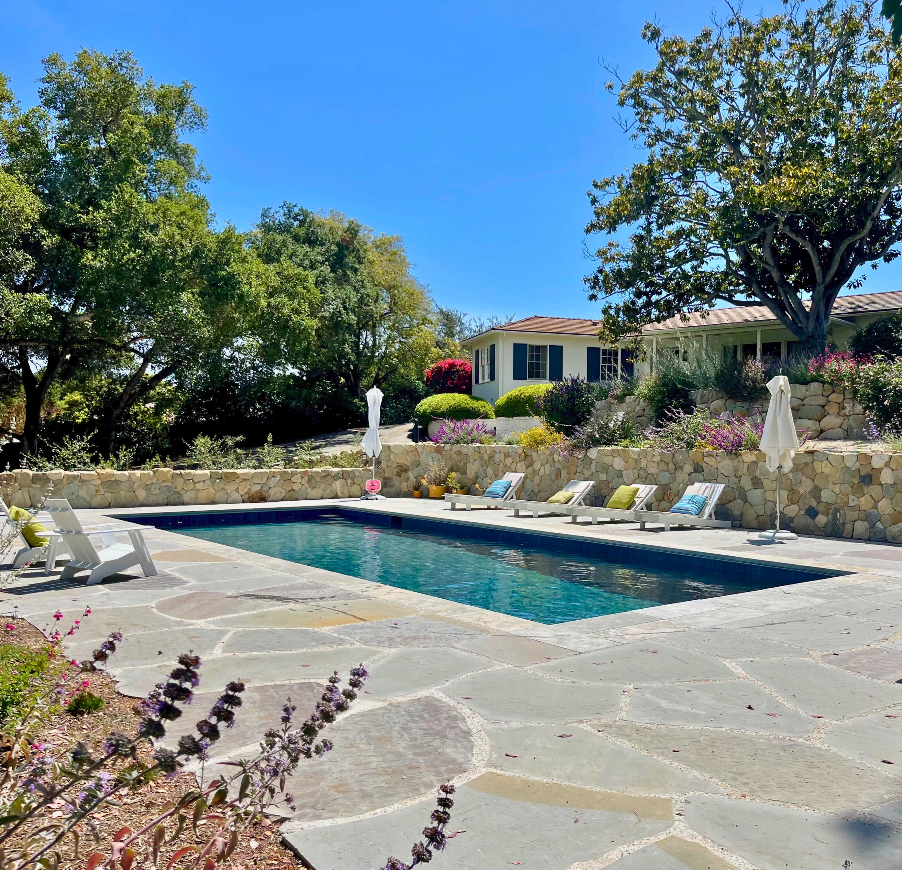 Santa Barbara, California 93110, United States, 4 Bedrooms Bedrooms, ,4 BathroomsBathrooms,Residential,Active,111059