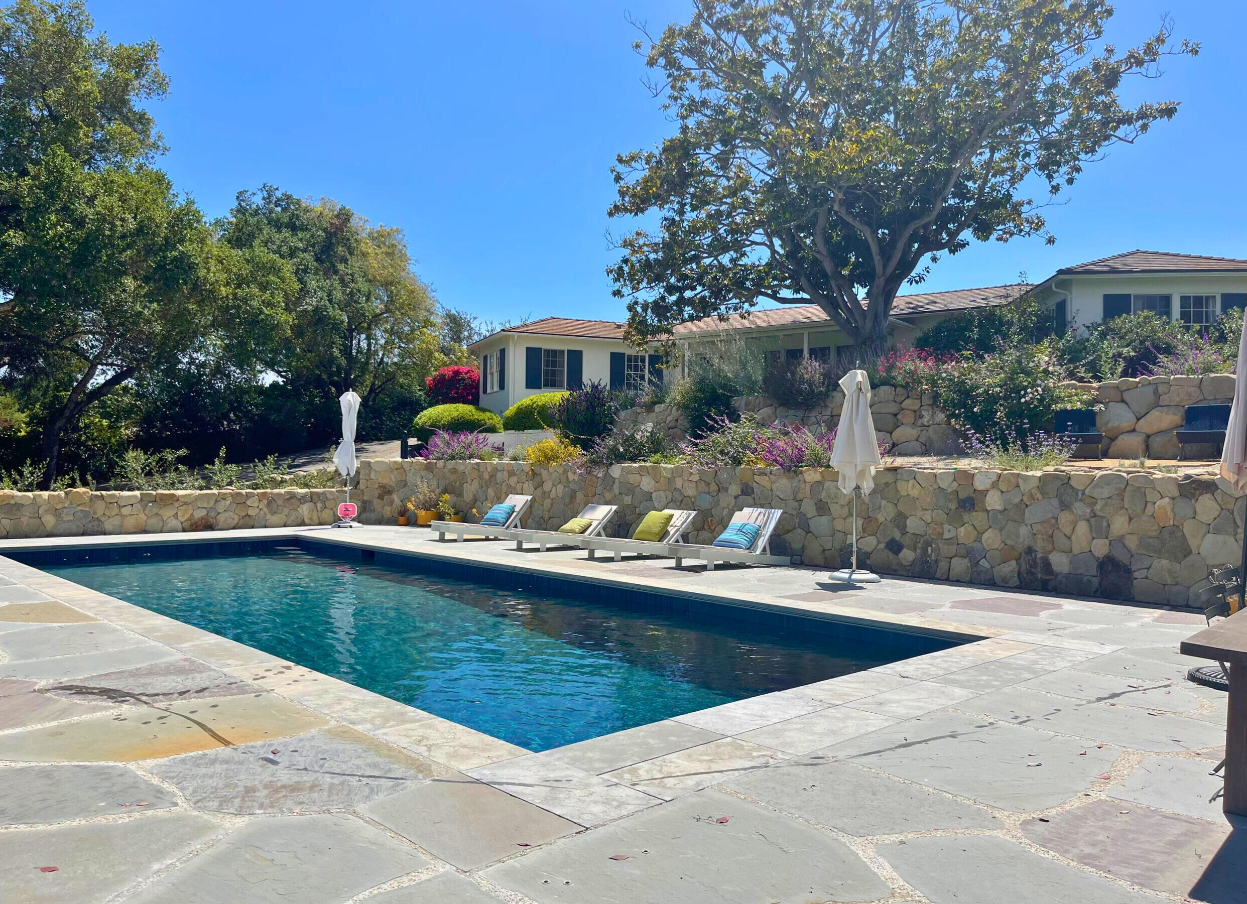 Santa Barbara, California 93110, United States, 4 Bedrooms Bedrooms, ,4 BathroomsBathrooms,Residential,Active,111059