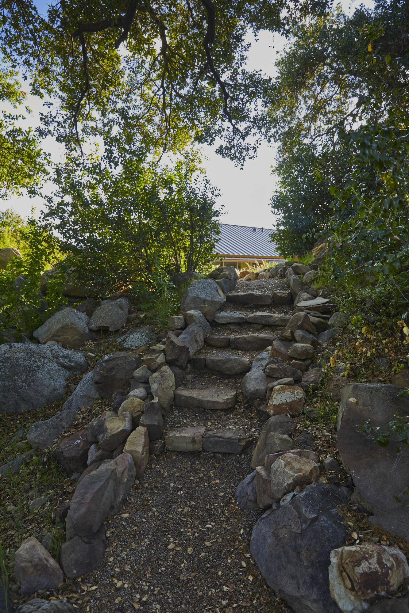 Ojai, California 93060, United States, 4 Bedrooms Bedrooms, ,3 BathroomsBathrooms,Residential,Active,136959