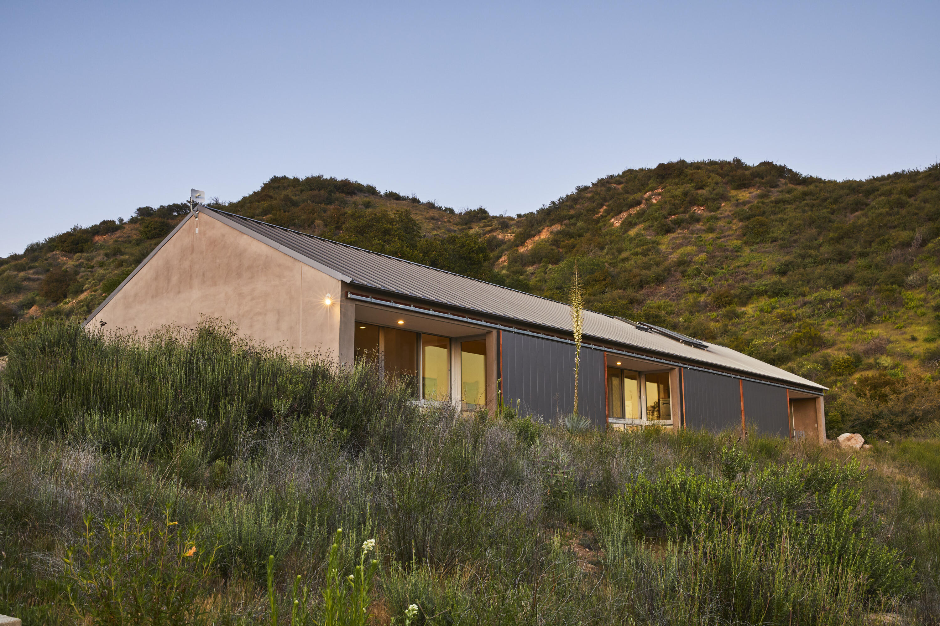 Ojai, California 93060, United States, 4 Bedrooms Bedrooms, ,3 BathroomsBathrooms,Residential,Active,136959