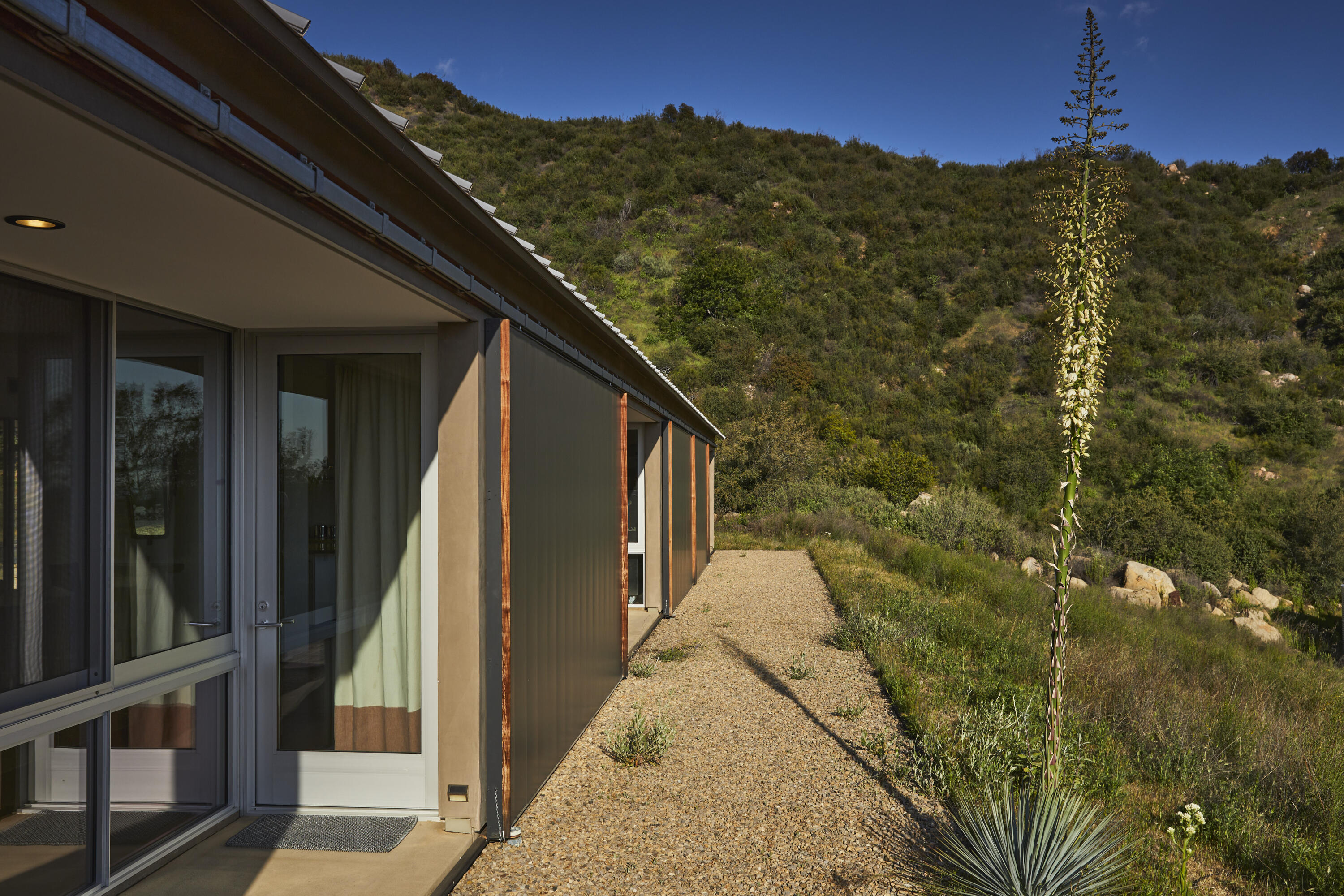 Ojai, California 93060, United States, 4 Bedrooms Bedrooms, ,3 BathroomsBathrooms,Residential,Active,136959