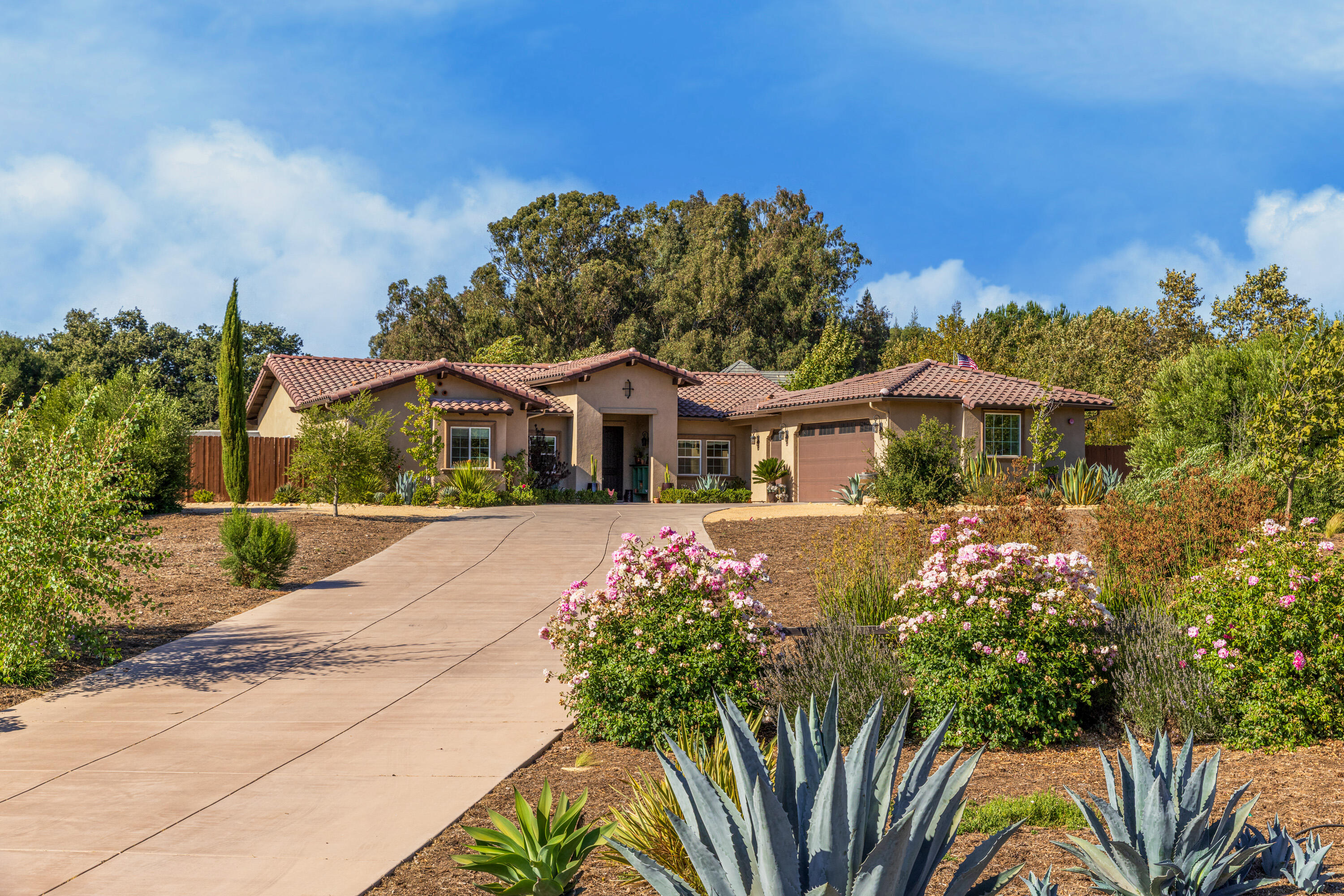 Solvang, California 93463, United States, 3 Bedrooms Bedrooms, ,4 BathroomsBathrooms,Residential,Active,131663