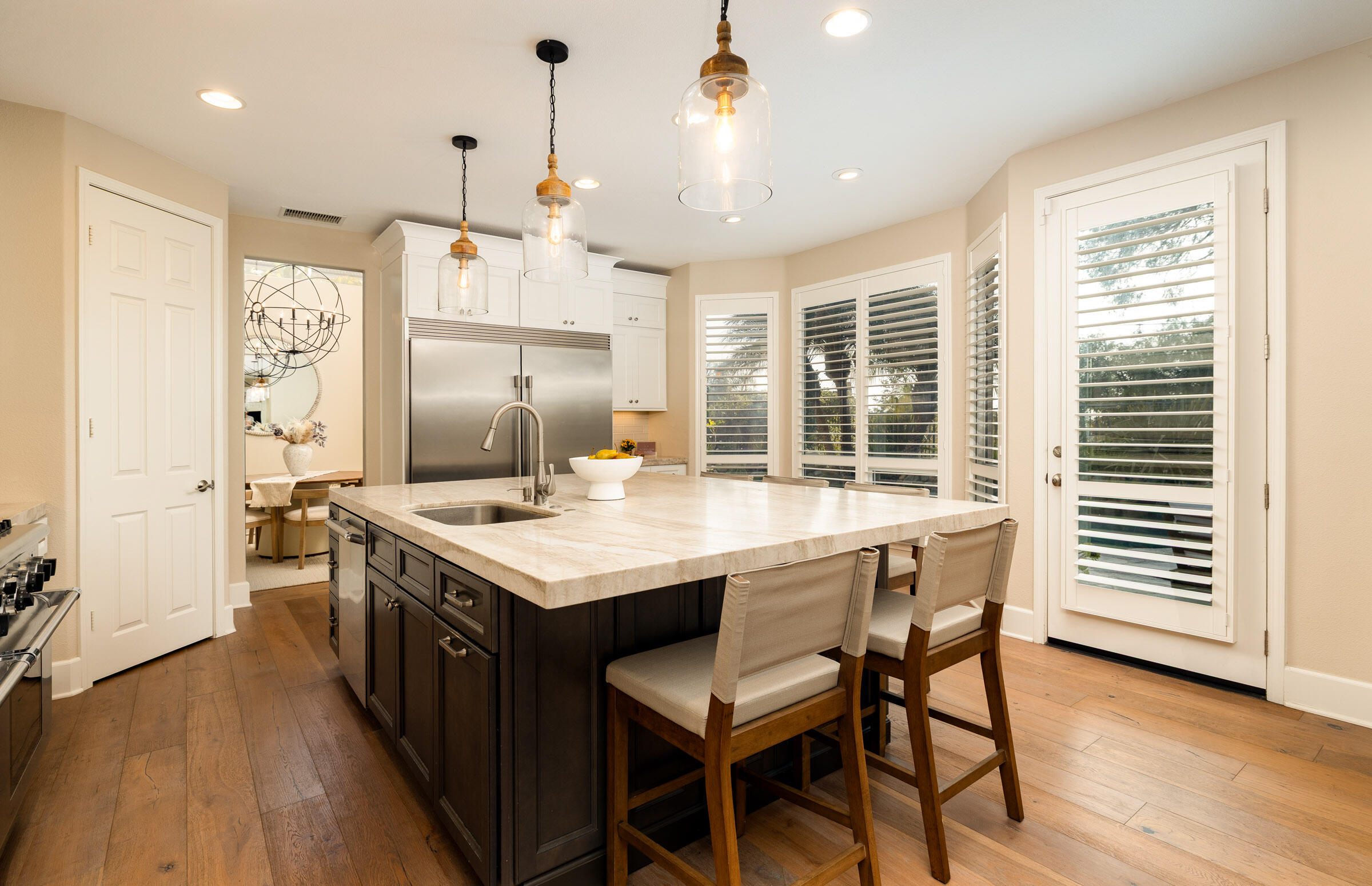 Camarillo, California 93010, United States, 5 Bedrooms Bedrooms, ,5 BathroomsBathrooms,Residential,Active,234711