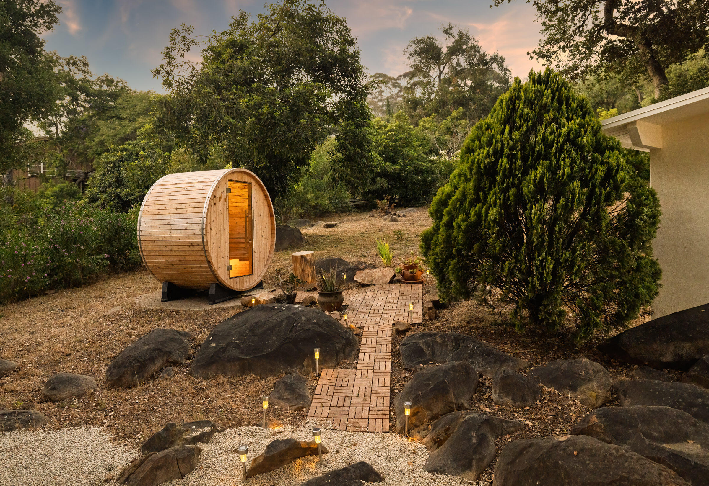 Santa Barbara, California 93108, United States, 3 Bedrooms Bedrooms, ,1 BathroomBathrooms,Residential,Active,153285