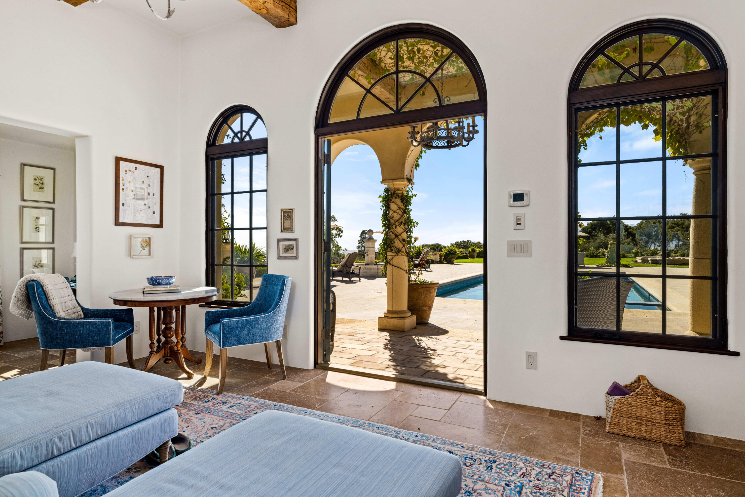 Santa Barbara, California 93110, United States, 5 Bedrooms Bedrooms, ,5 BathroomsBathrooms,Residential,Active,8101