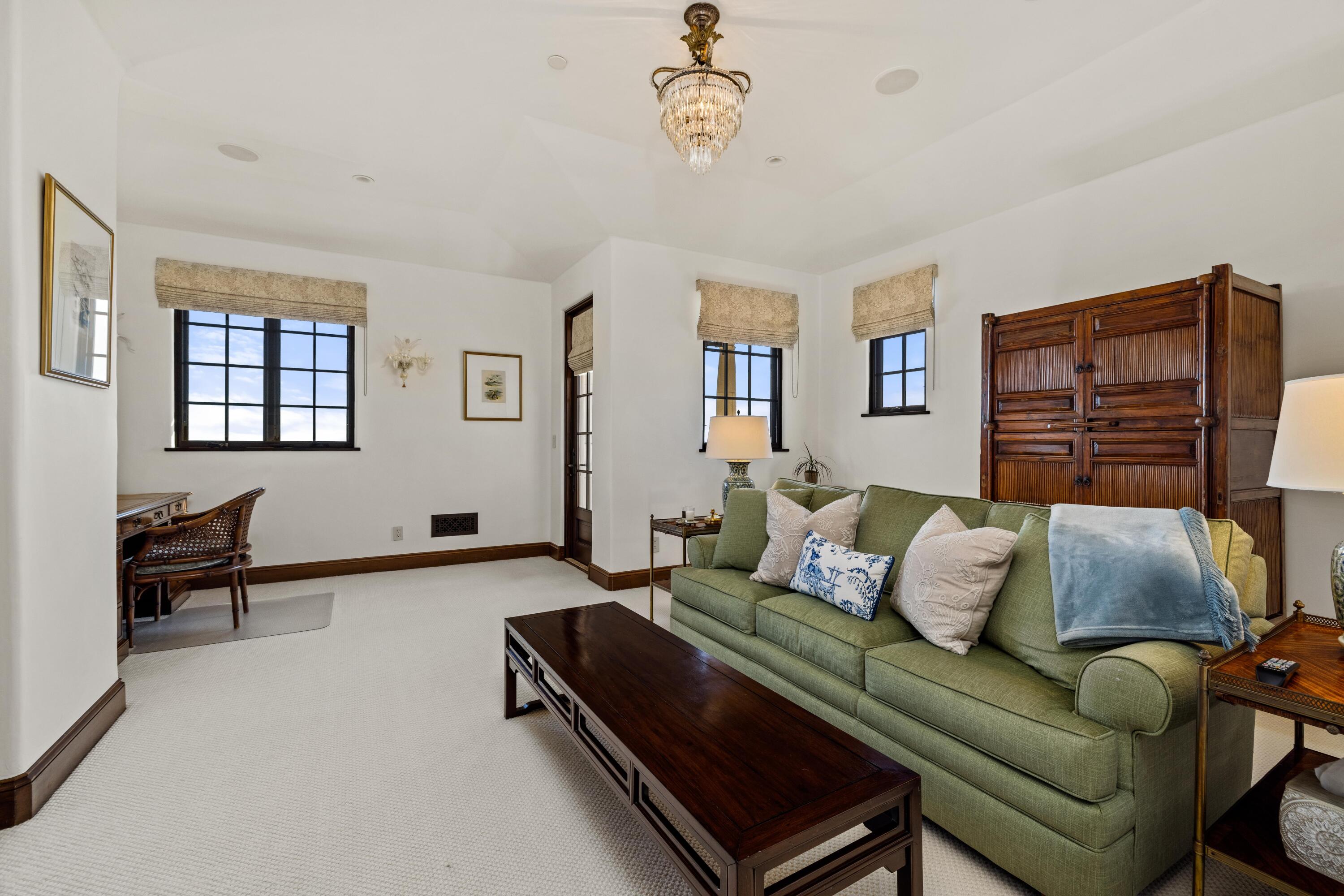 Santa Barbara, California 93110, United States, 5 Bedrooms Bedrooms, ,5 BathroomsBathrooms,Residential,Active,8101