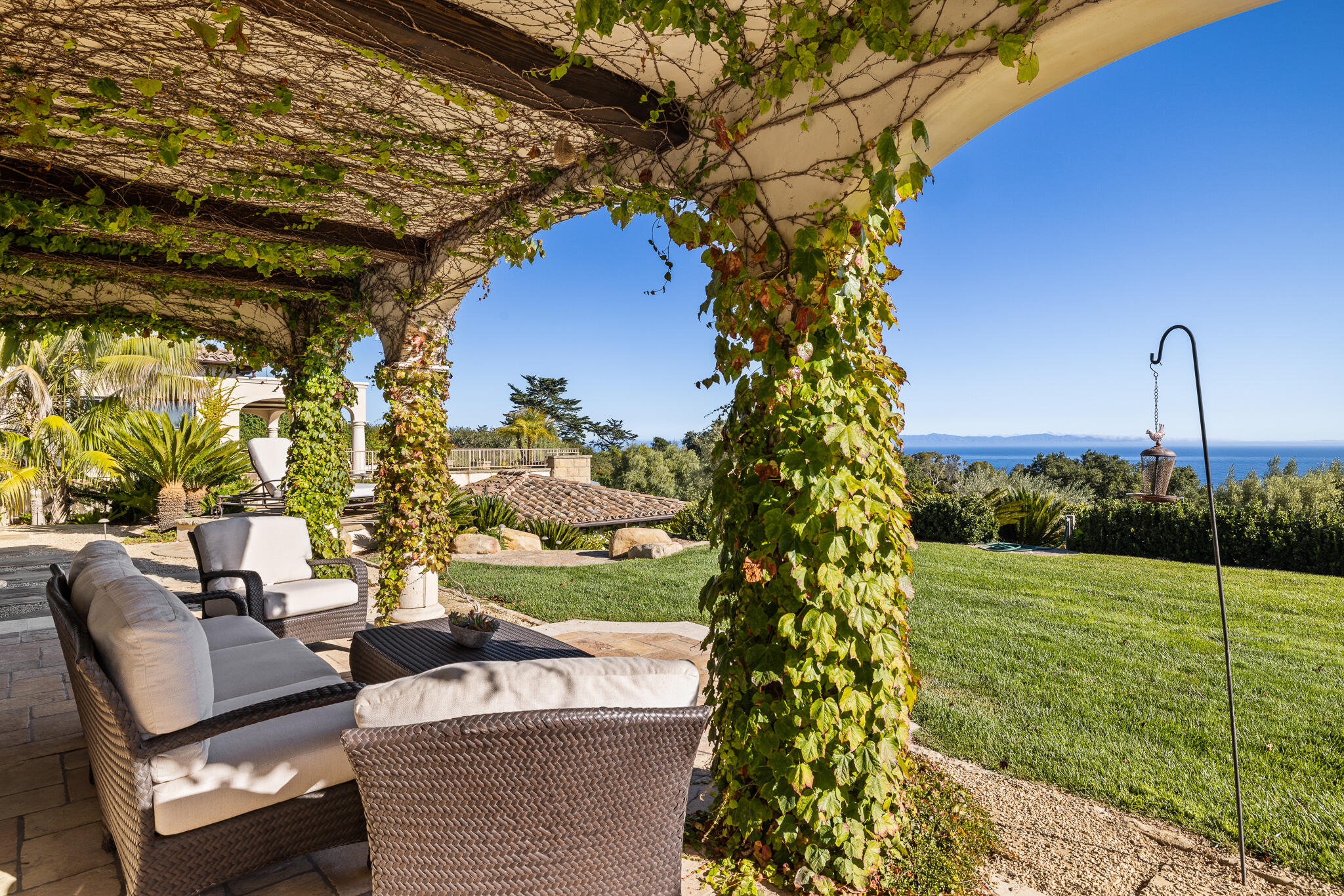 Santa Barbara, California 93110, United States, 5 Bedrooms Bedrooms, ,5 BathroomsBathrooms,Residential,Active,8101