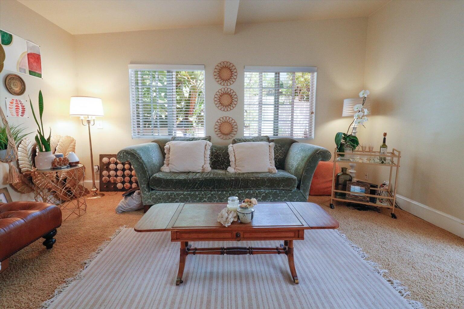 Santa Barbara, California 93105, United States, 1 Bedroom Bedrooms, ,1 BathroomBathrooms,Residential,Active,189223