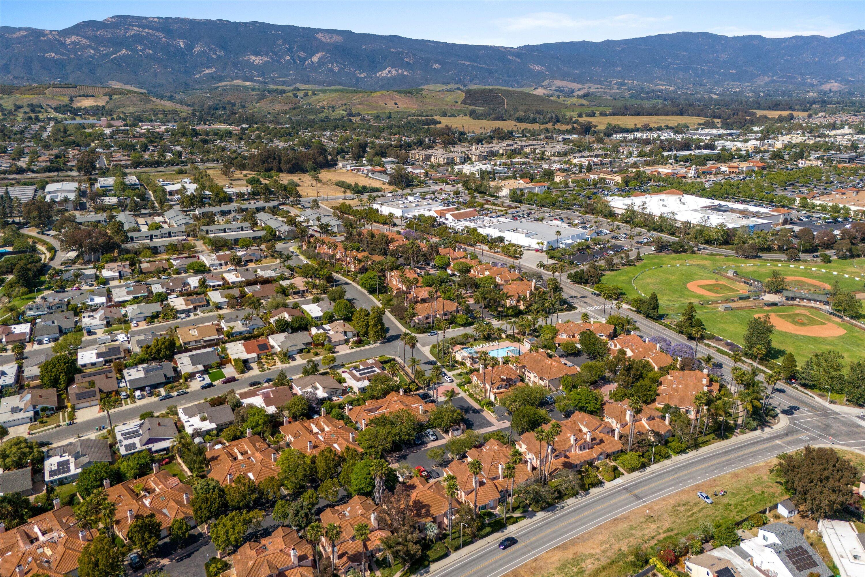 Goleta, California 93117, United States, 3 Bedrooms Bedrooms, ,3 BathroomsBathrooms,Residential,Active,142665