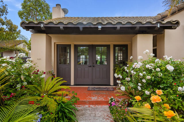 5081 Alvarado Street