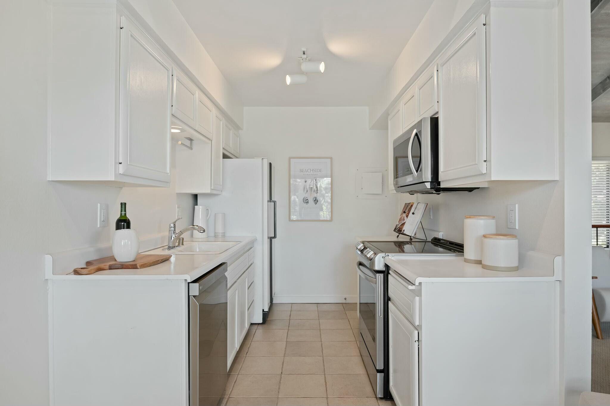 Santa Barbara, California 93109, United States, 2 Bedrooms Bedrooms, ,2 BathroomsBathrooms,Residential,Active,98777