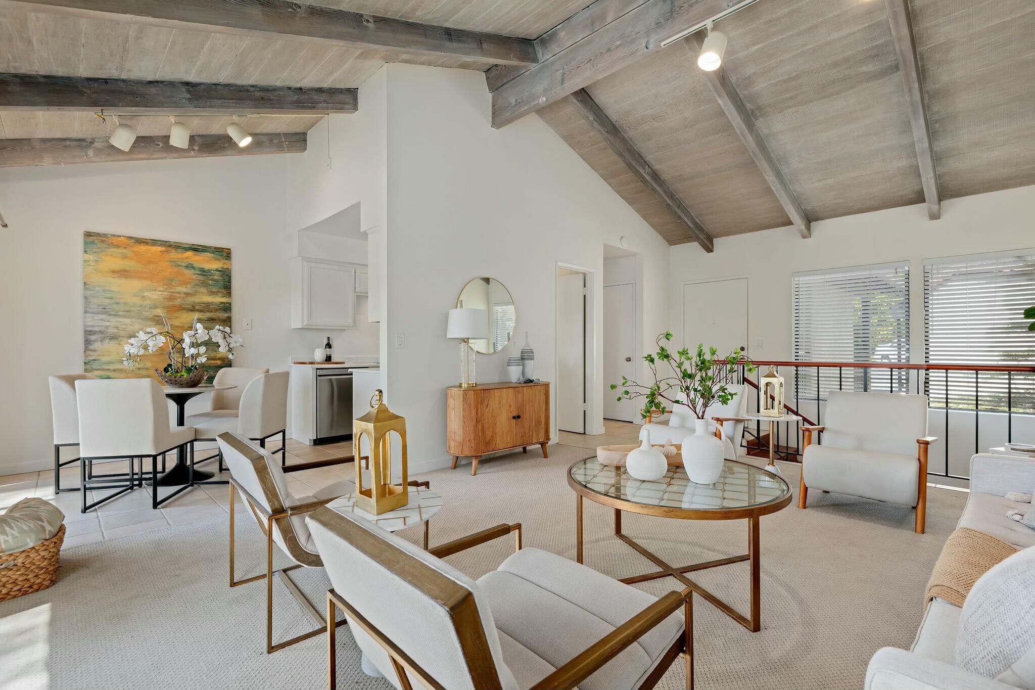 Santa Barbara, California 93109, United States, 2 Bedrooms Bedrooms, ,2 BathroomsBathrooms,Residential,Active,98777