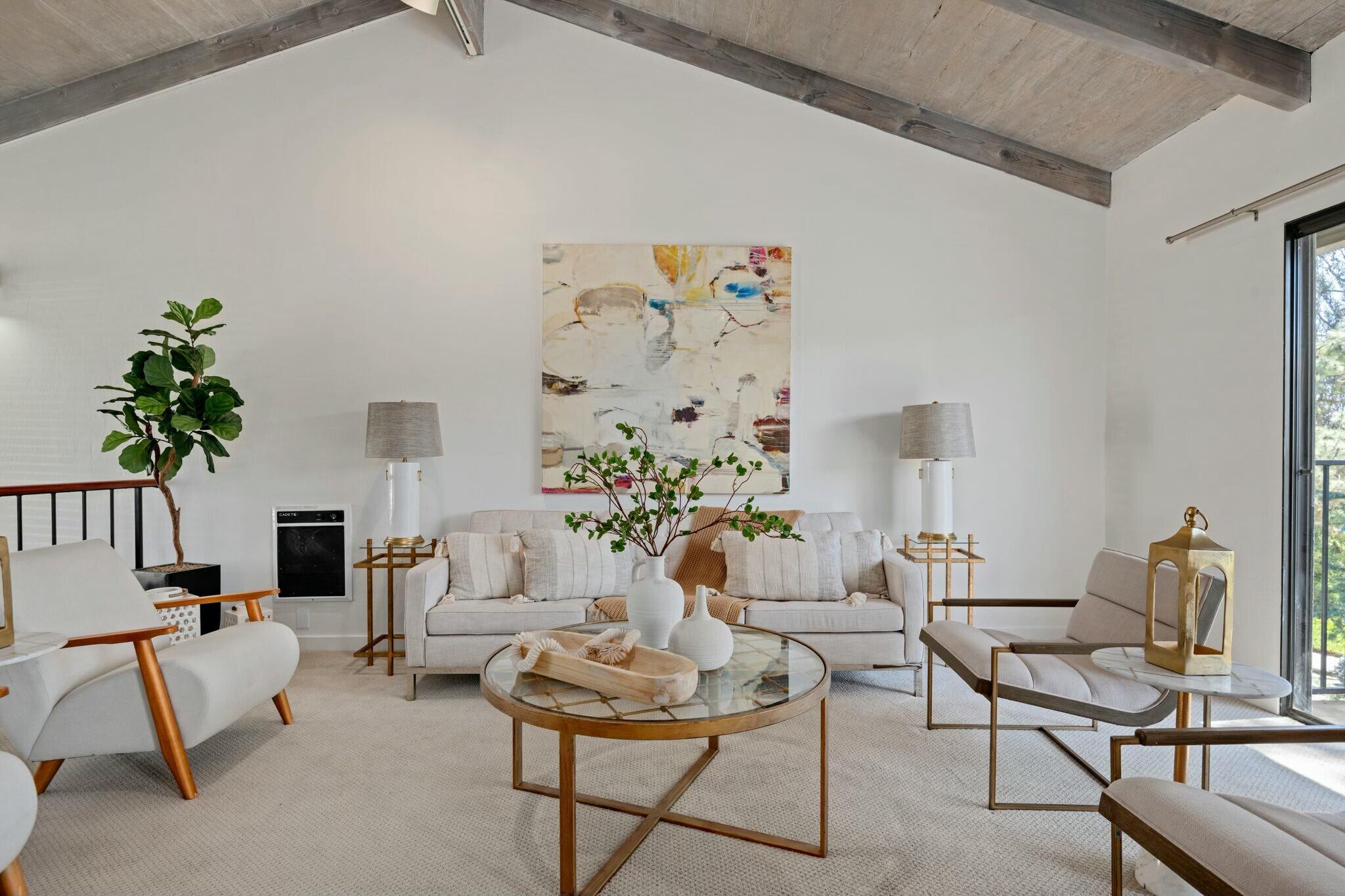 Santa Barbara, California 93109, United States, 2 Bedrooms Bedrooms, ,2 BathroomsBathrooms,Residential,Active,98777