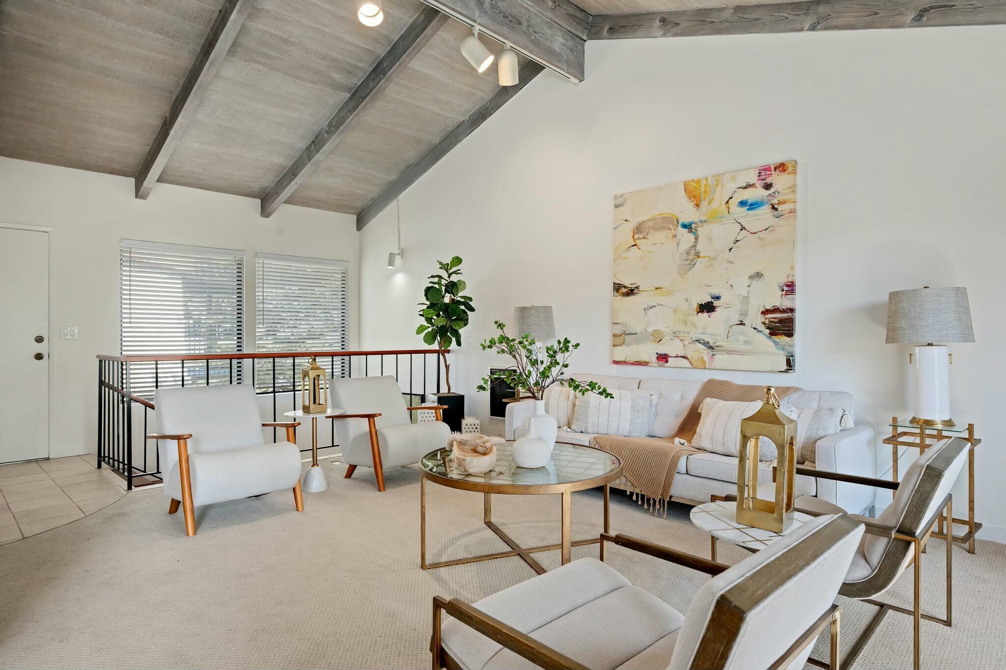 Santa Barbara, California 93109, United States, 2 Bedrooms Bedrooms, ,2 BathroomsBathrooms,Residential,Active,98777