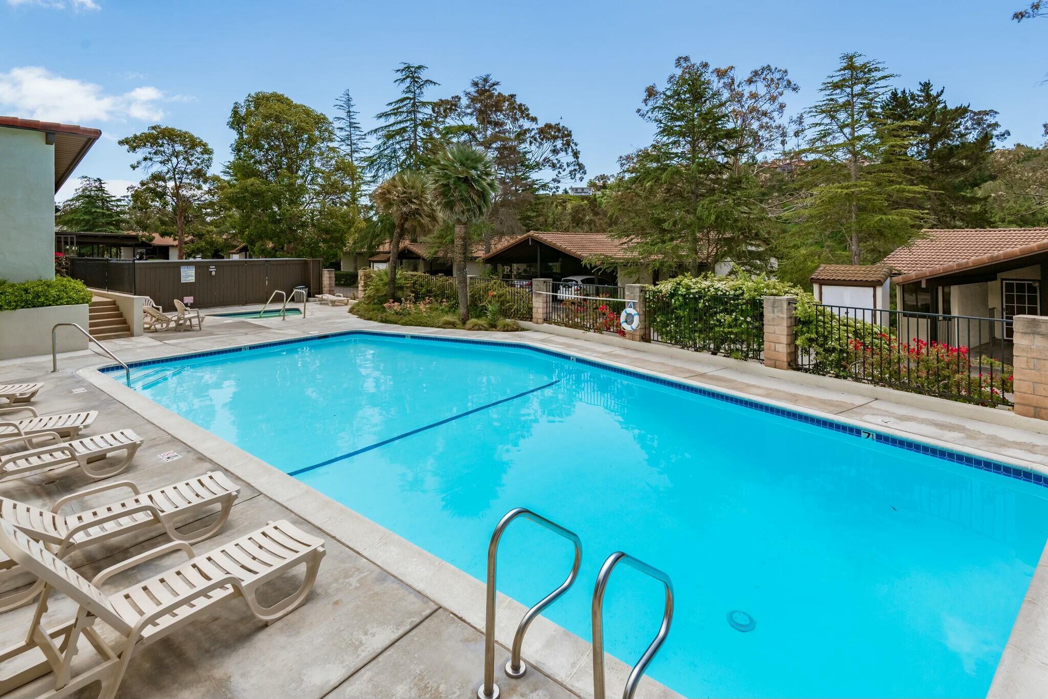 Santa Barbara, California 93109, United States, 2 Bedrooms Bedrooms, ,2 BathroomsBathrooms,Residential,Active,98777