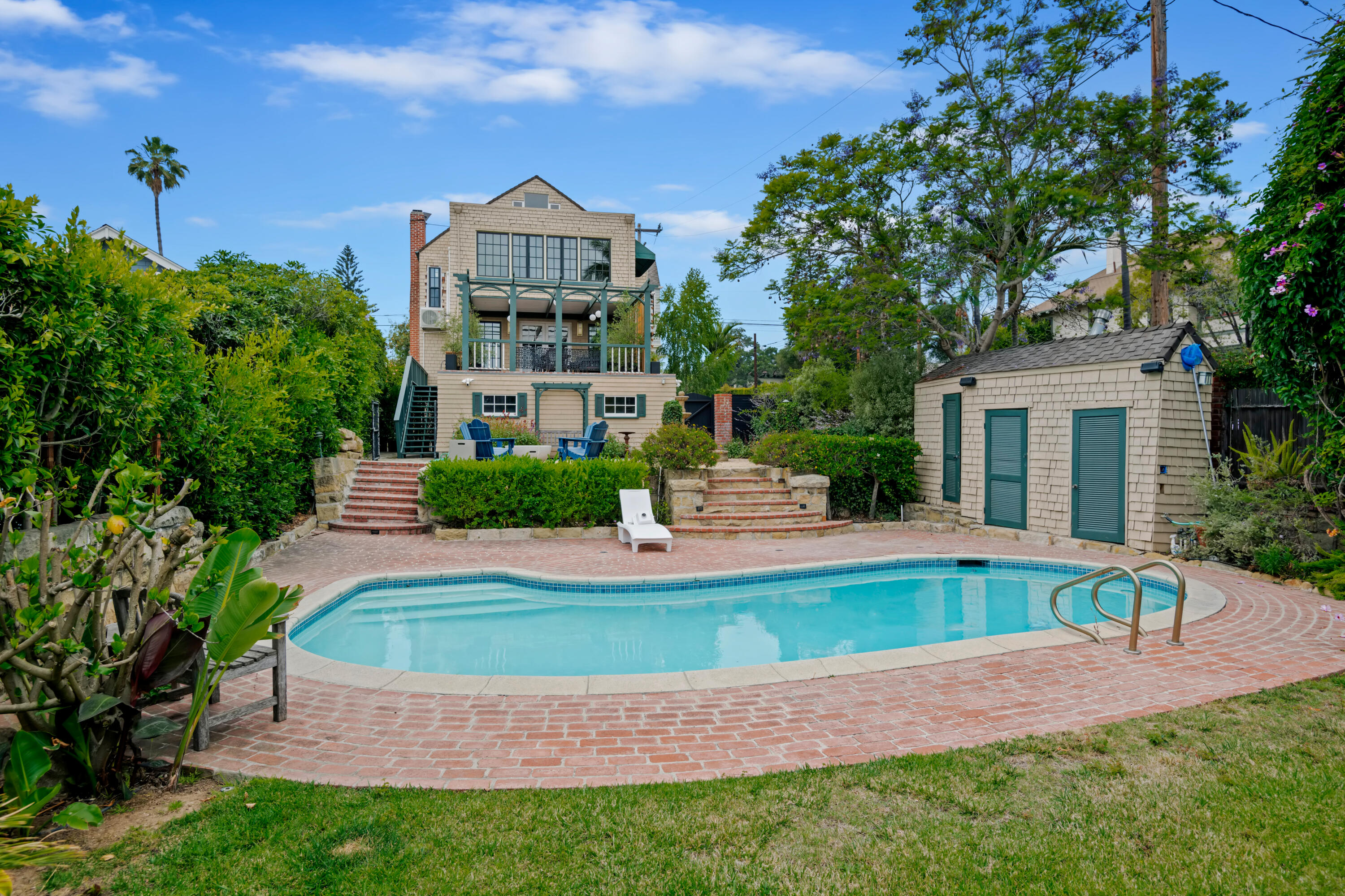 Santa Barbara, California 93101, United States, 5 Bedrooms Bedrooms, ,5 BathroomsBathrooms,Residential,Active,184544 Santa Barbara, California 93101, United States, 5 Bedrooms Bedrooms, ,5 BathroomsBathrooms,Residential,Active,184544