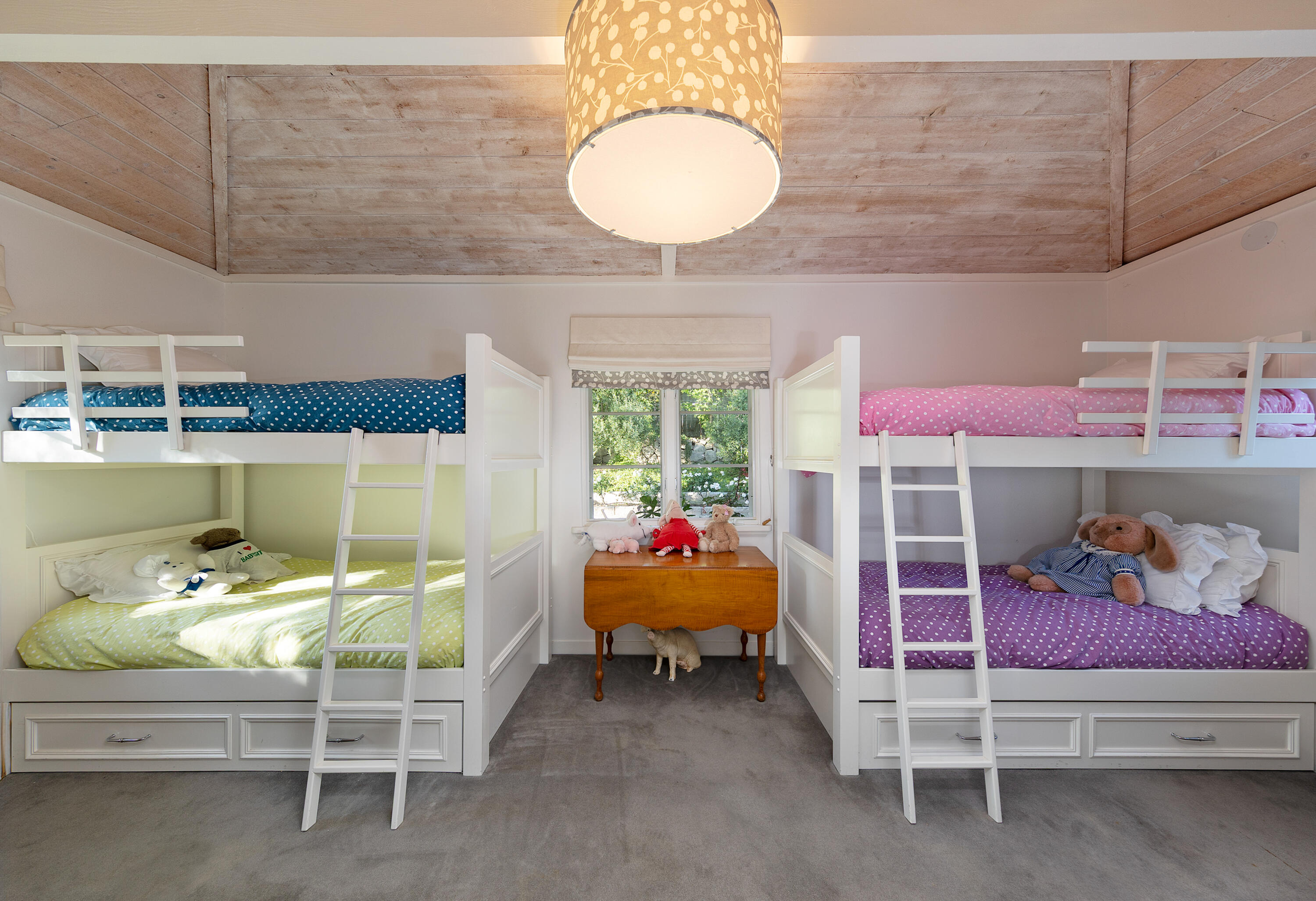 Santa Barbara, California 93108, United States, 5 Bedrooms Bedrooms, ,5 BathroomsBathrooms,Residential,Active,148443