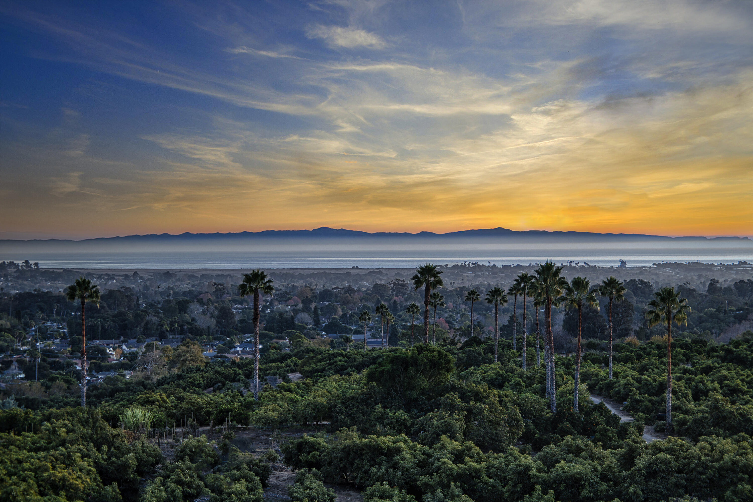 Santa Barbara, California 93111, United States, 3 Bedrooms Bedrooms, ,5 BathroomsBathrooms,Residential,Active,3317